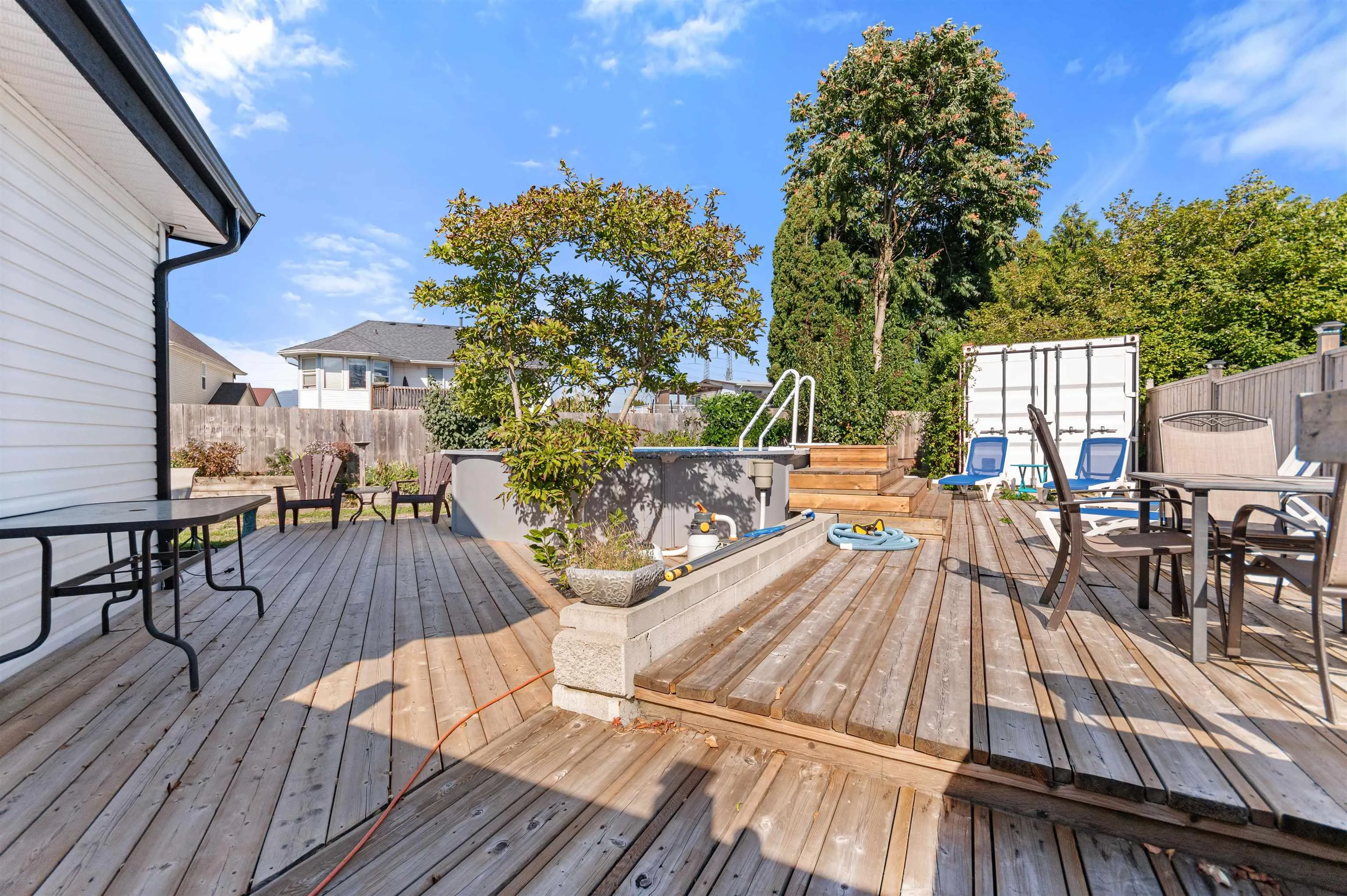 6110 Glenmore Drive