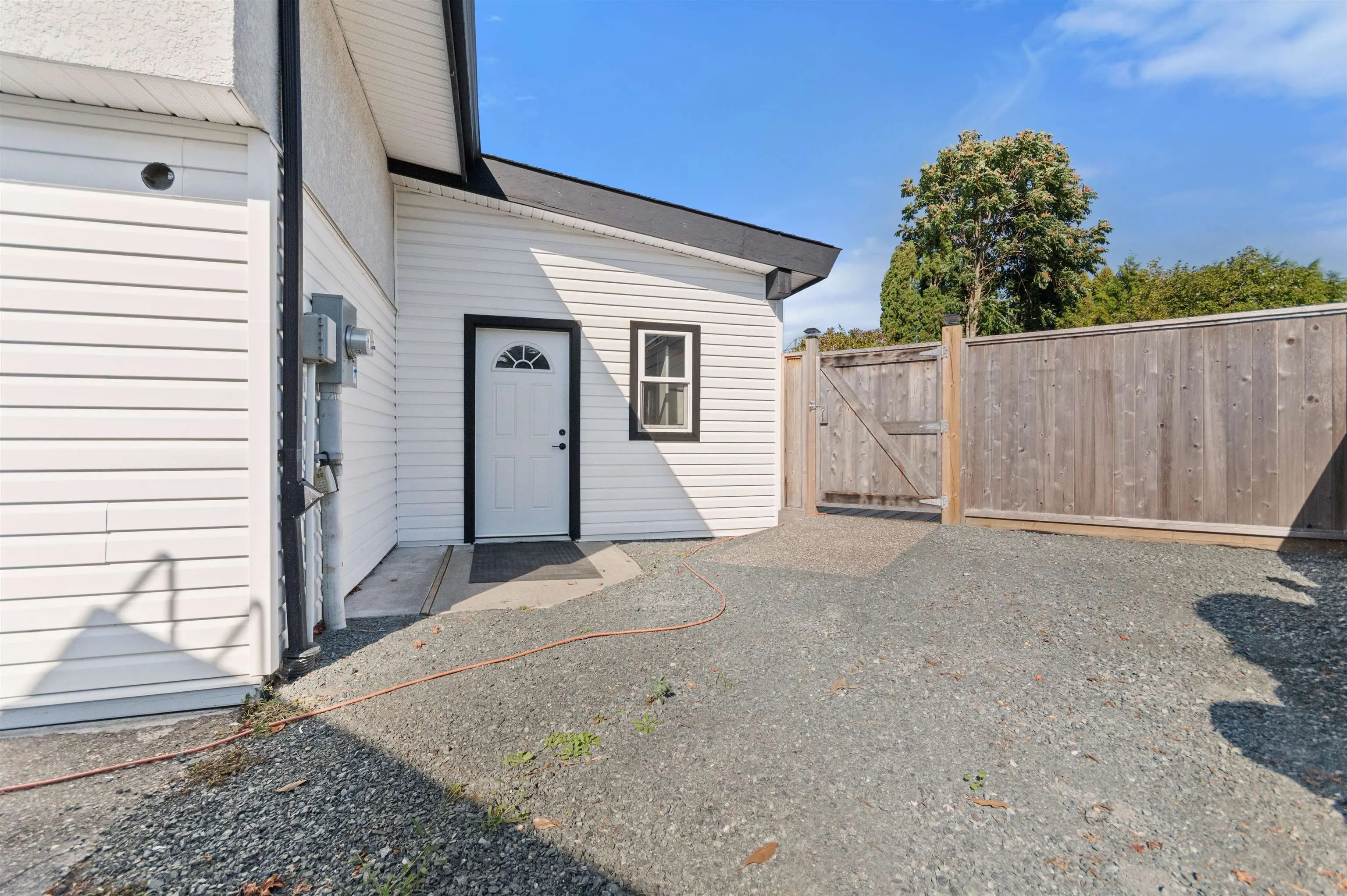 6110 Glenmore Drive
