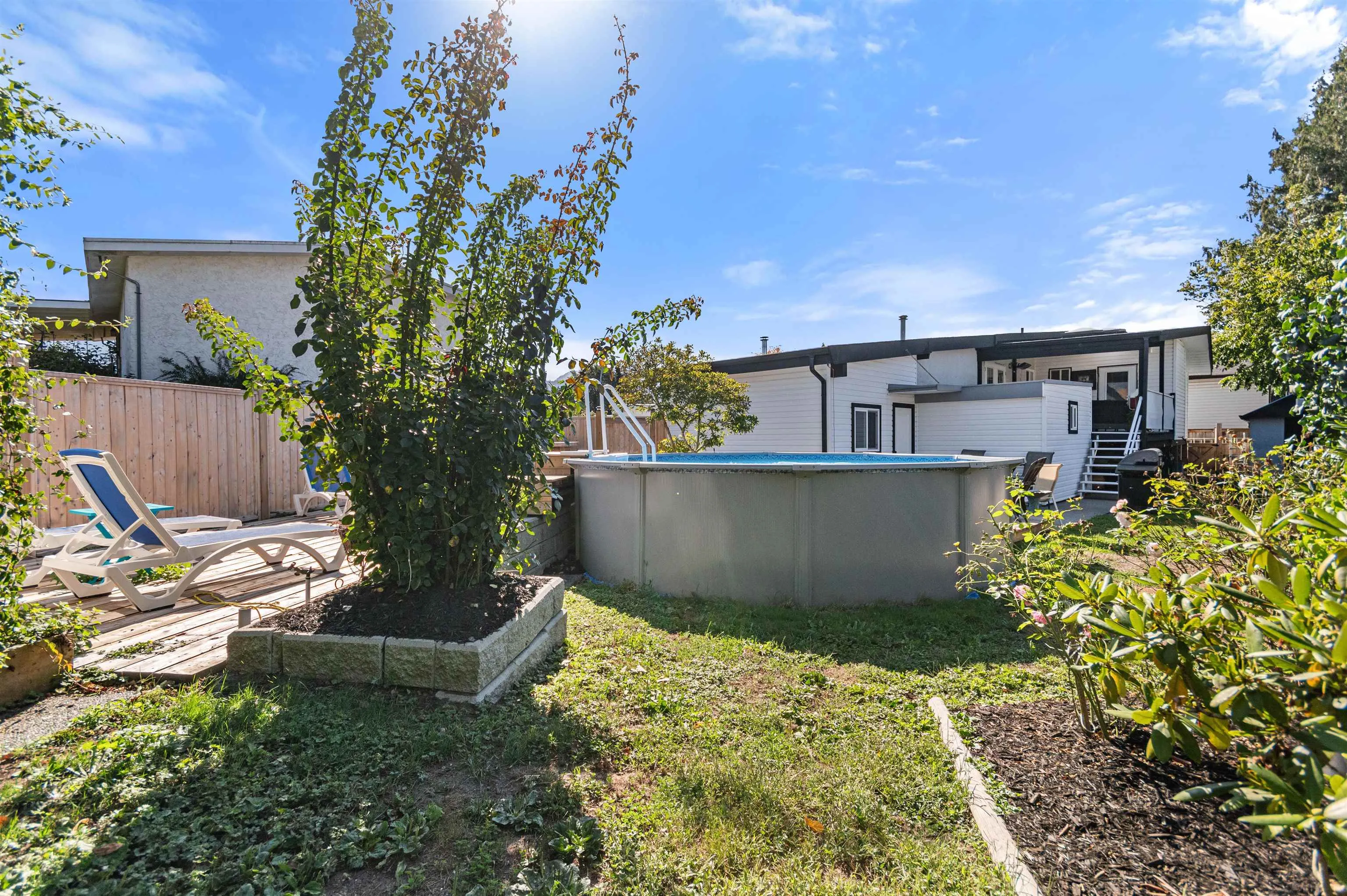 6110 Glenmore Drive
