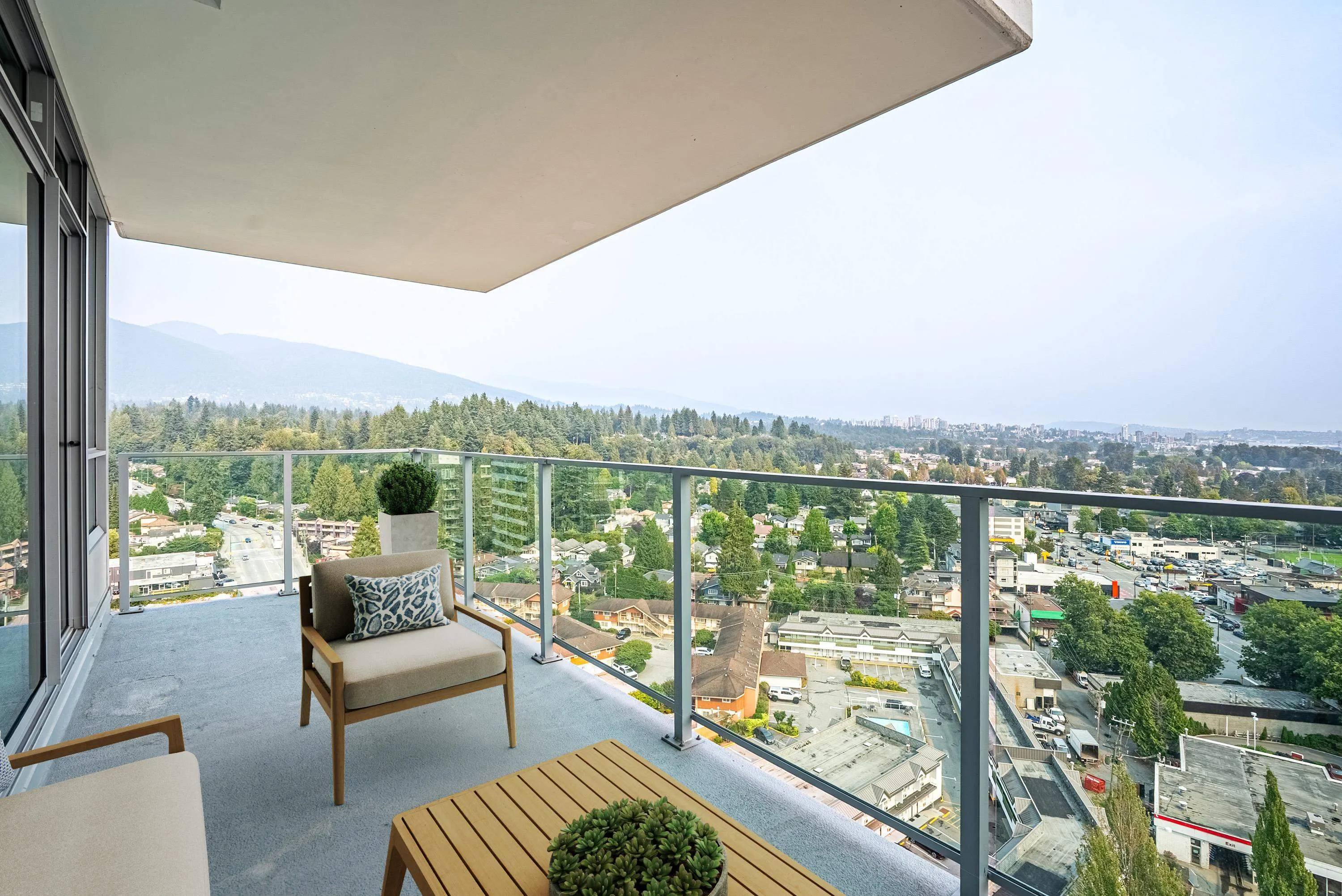 1601 1632 Lions Gate Lane