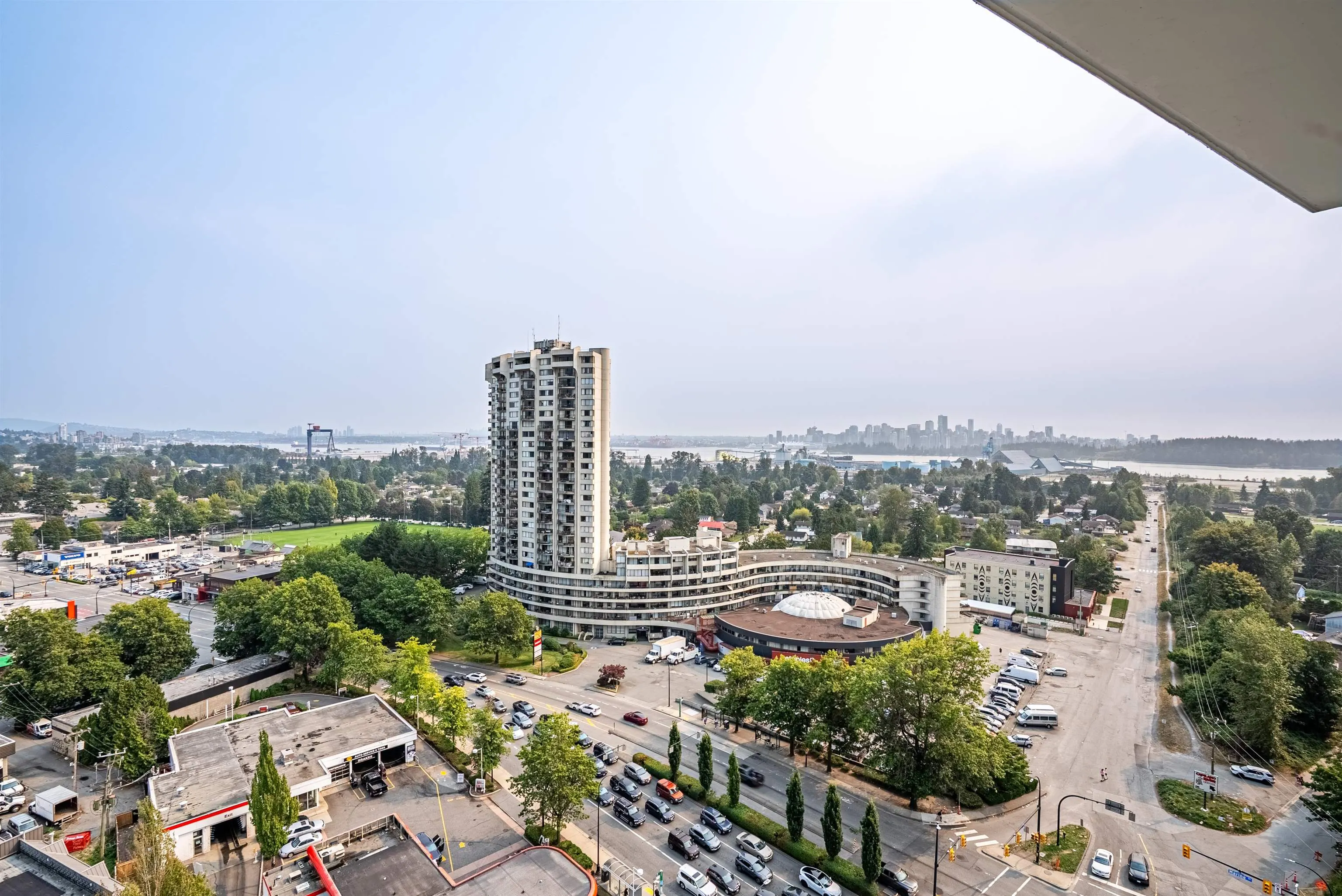 1601 1632 Lions Gate Lane