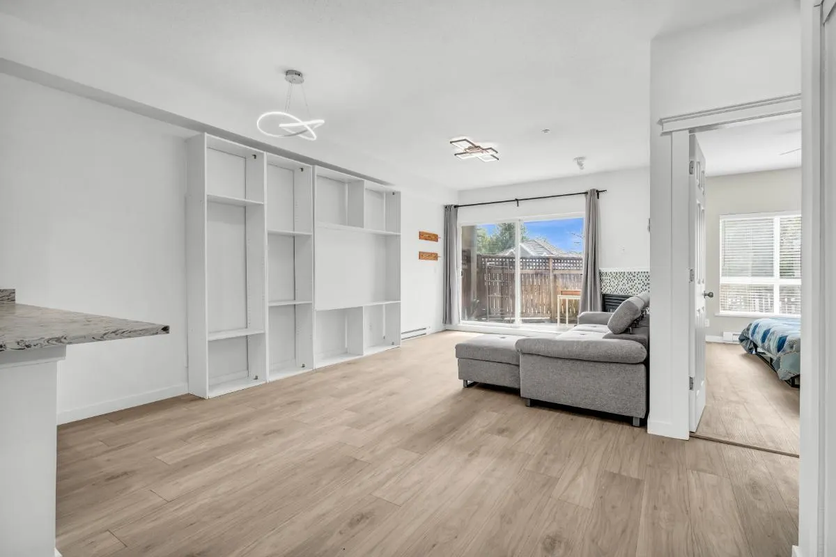 211 12083 92a Avenue