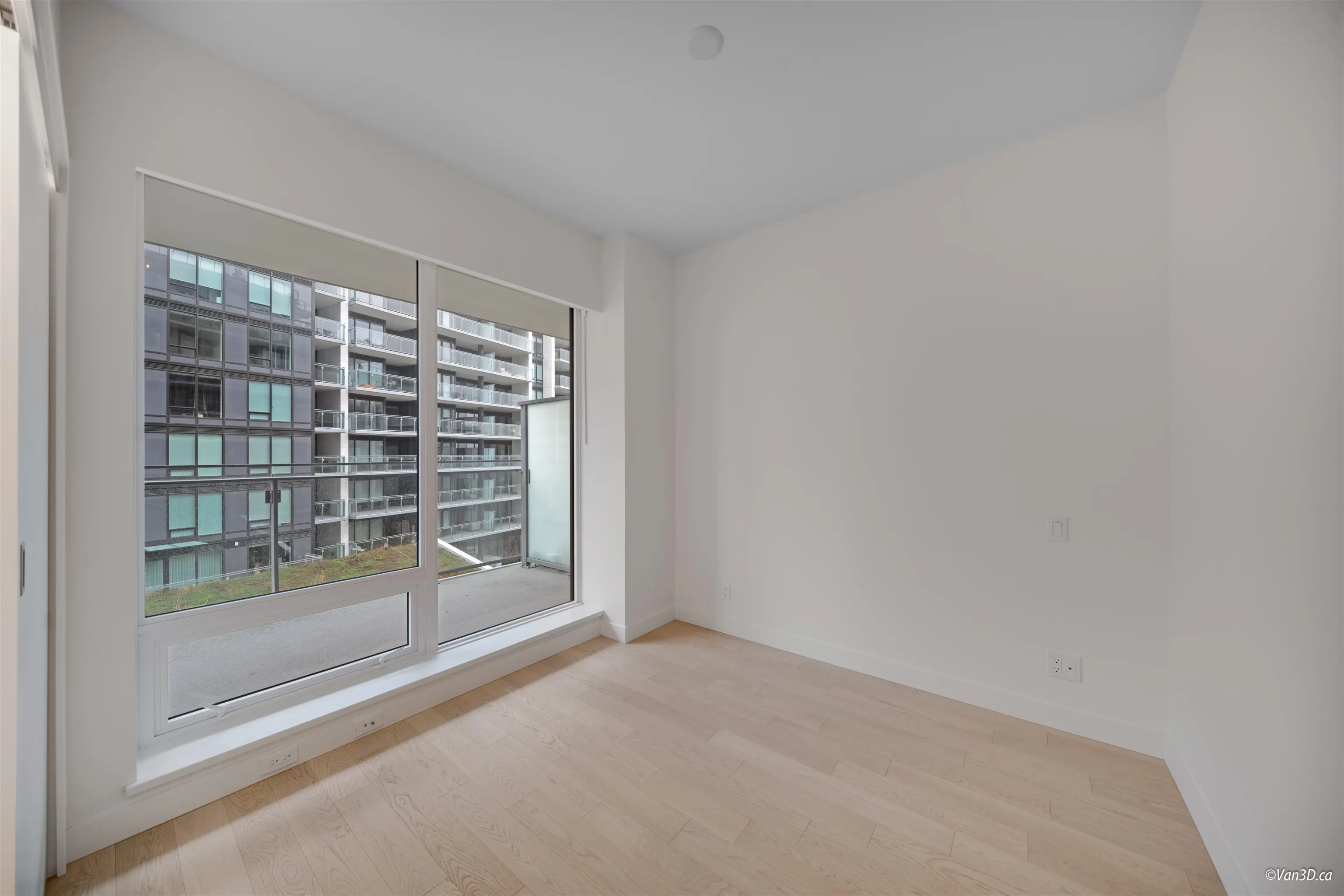 413 6833 Pearson Way