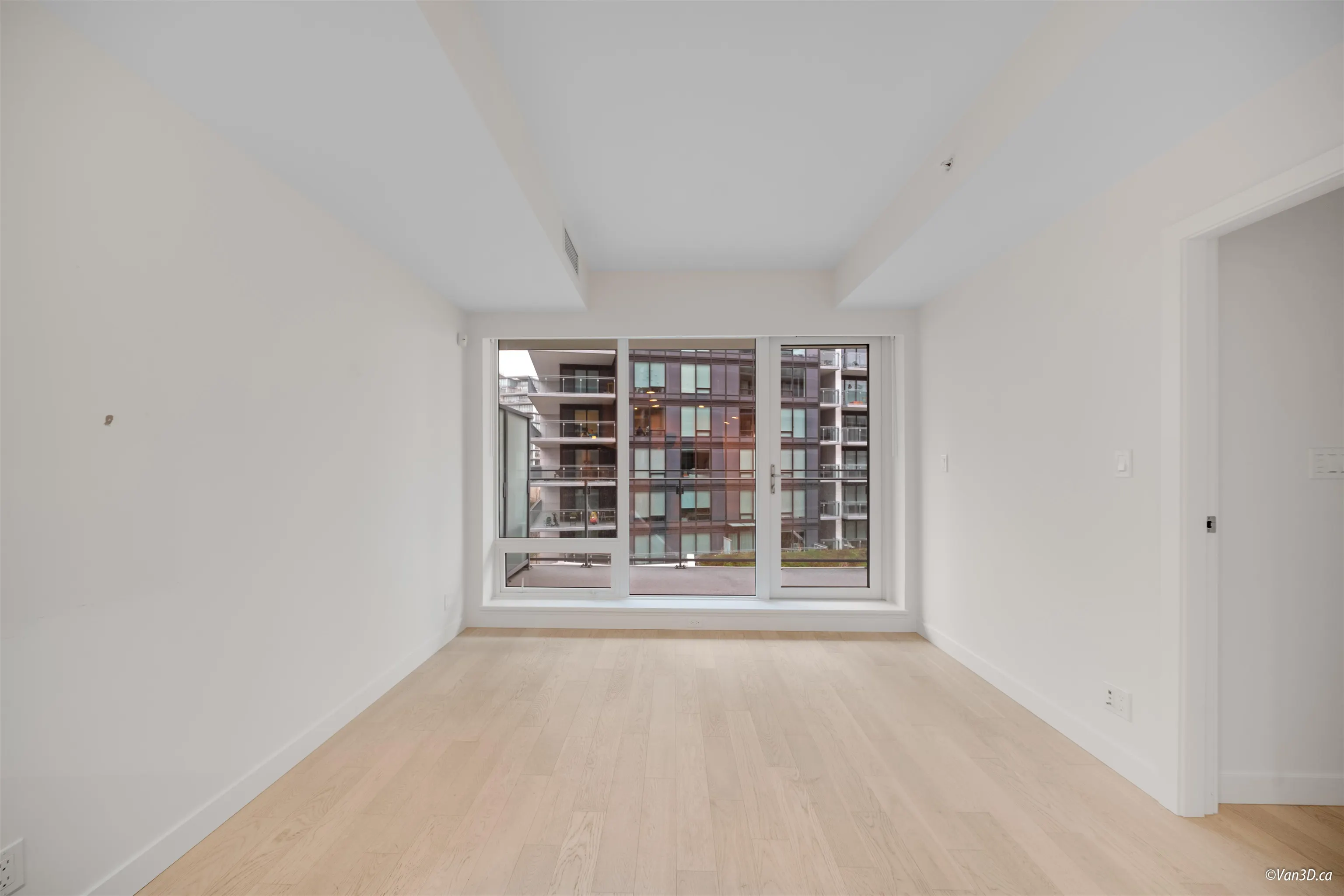 413 6833 Pearson Way