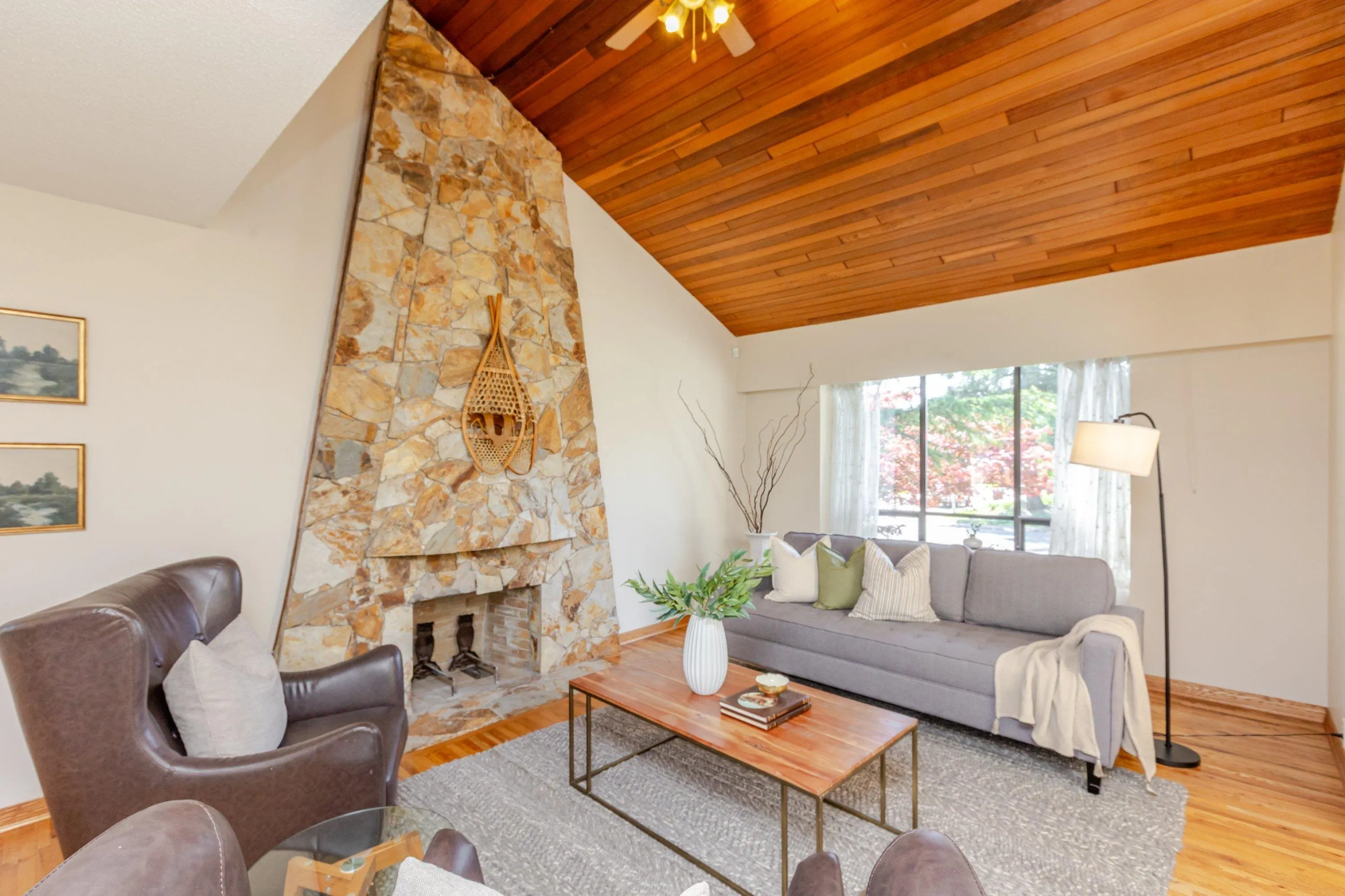 10758 Fraserglen Drive