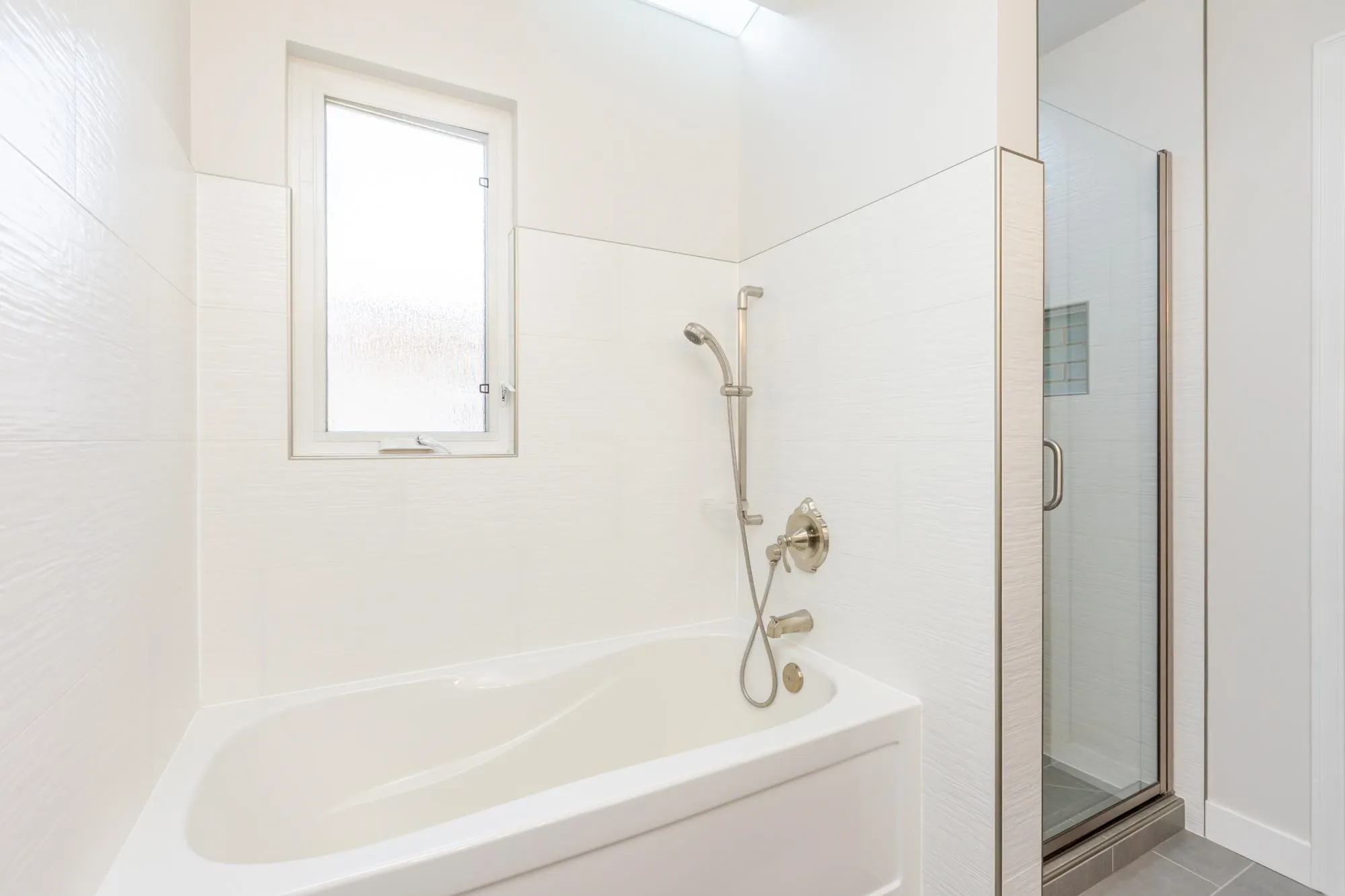 10758 Fraserglen Drive