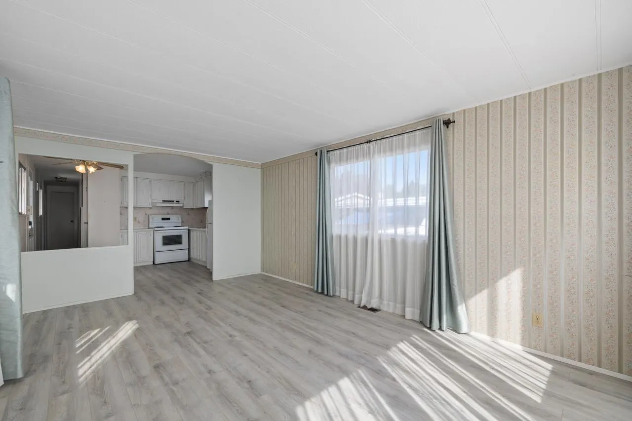 176 1840 160 Street