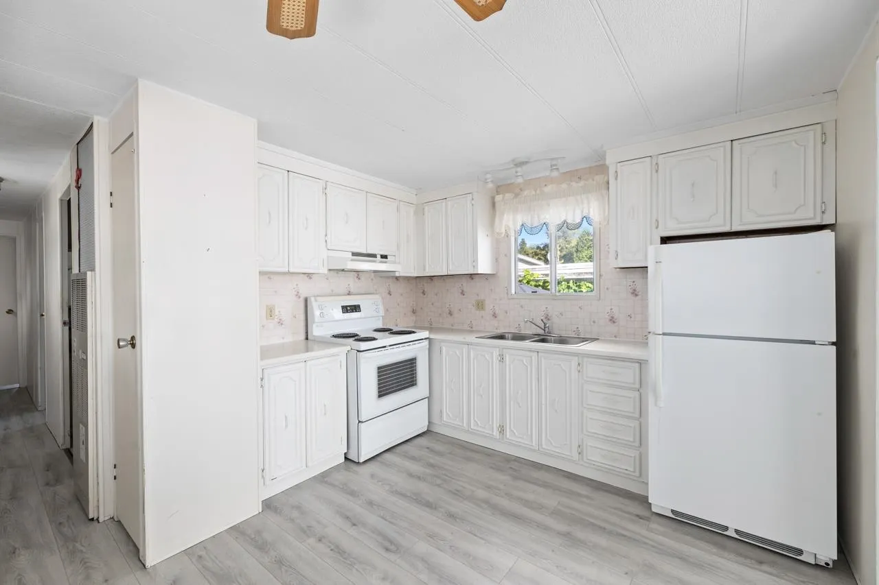176 1840 160 Street