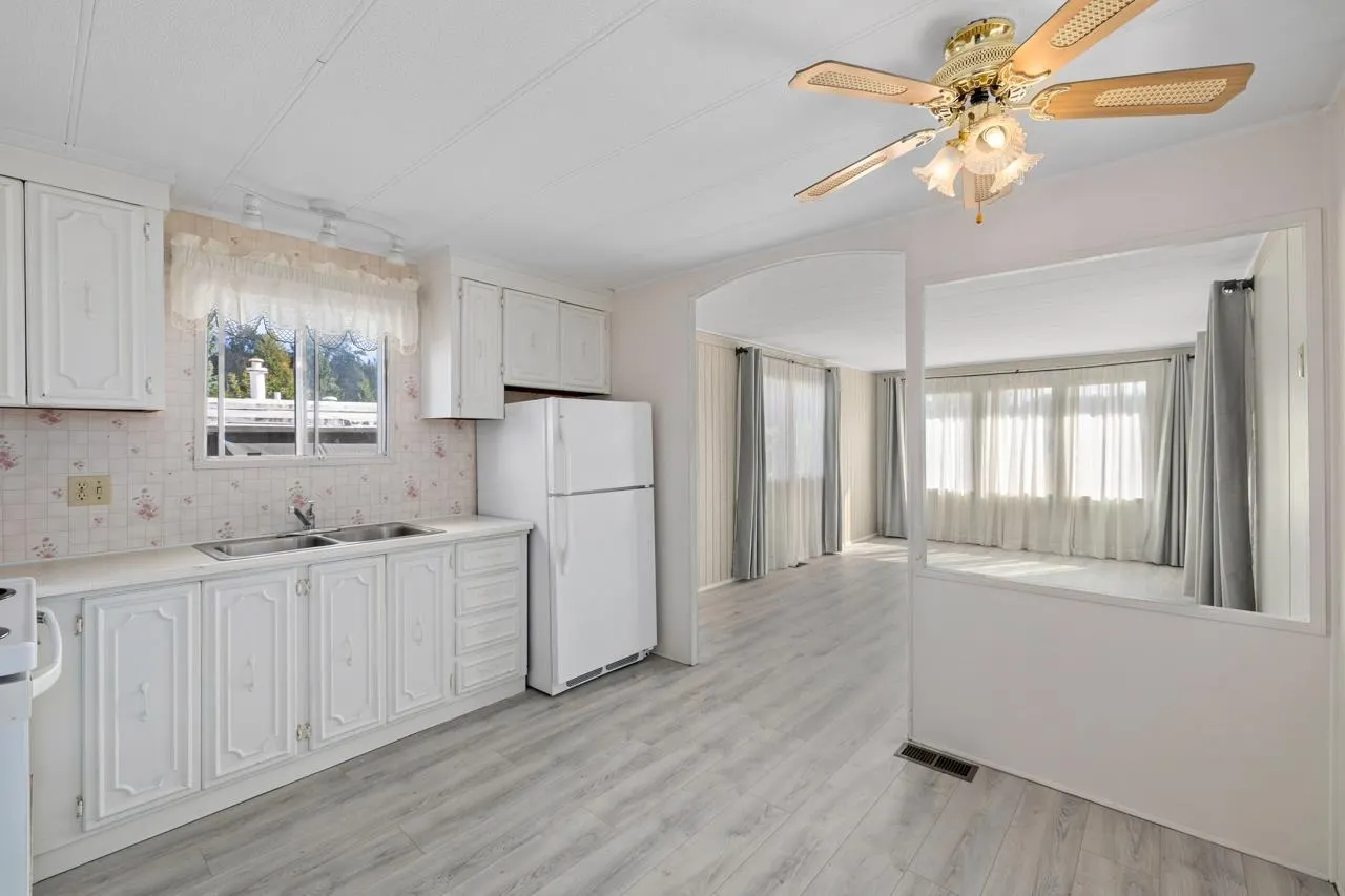 176 1840 160 Street