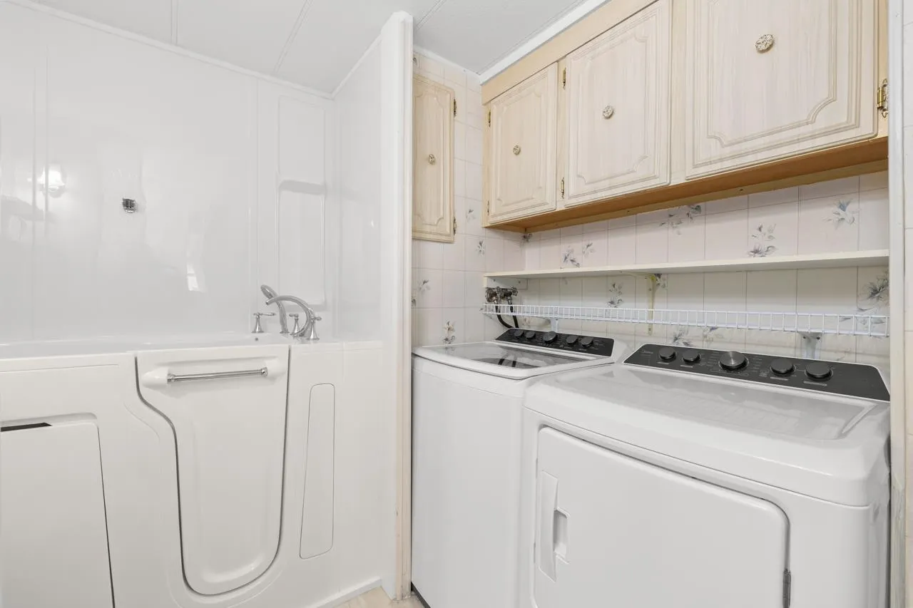 176 1840 160 Street