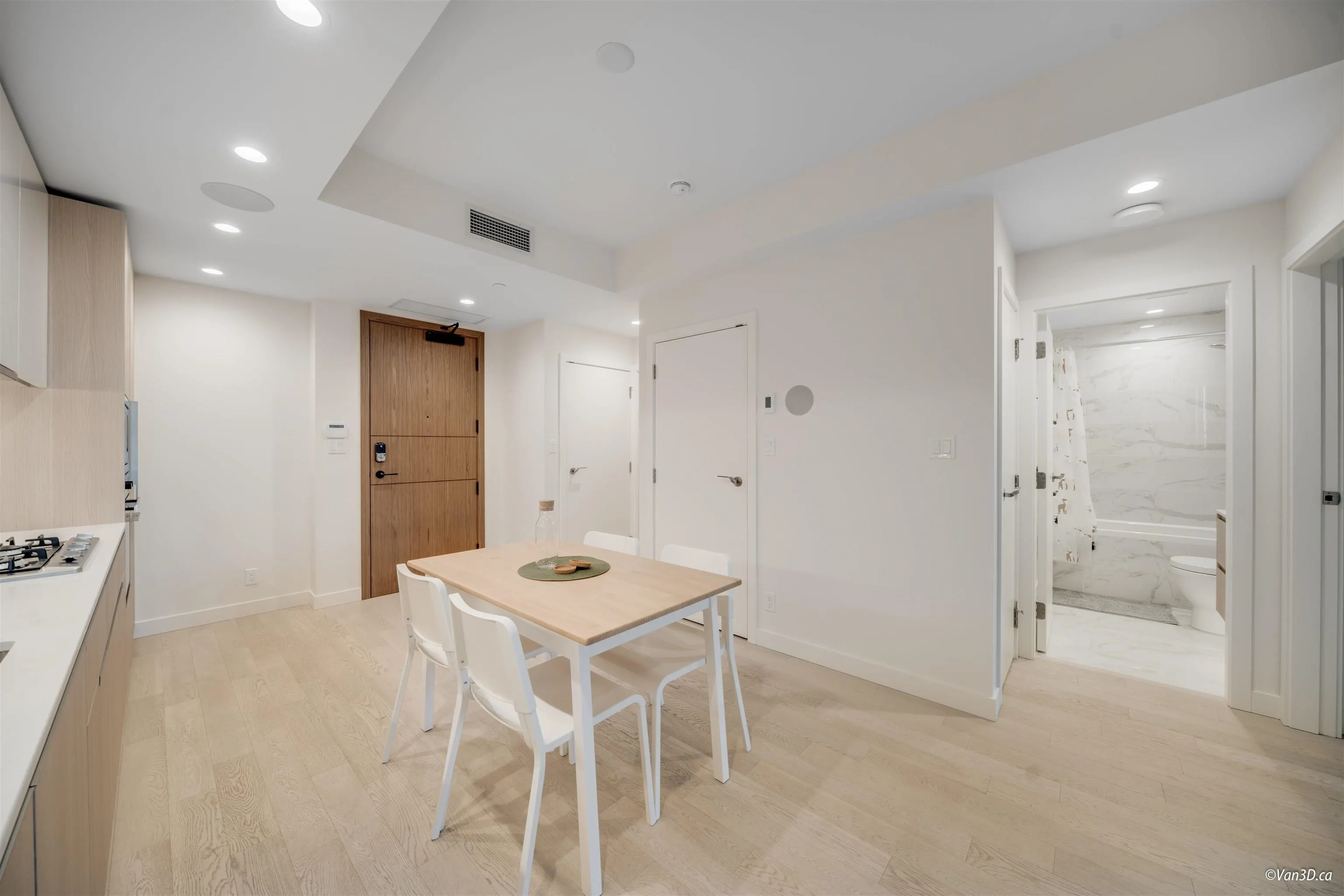913 6811 Pearson Way