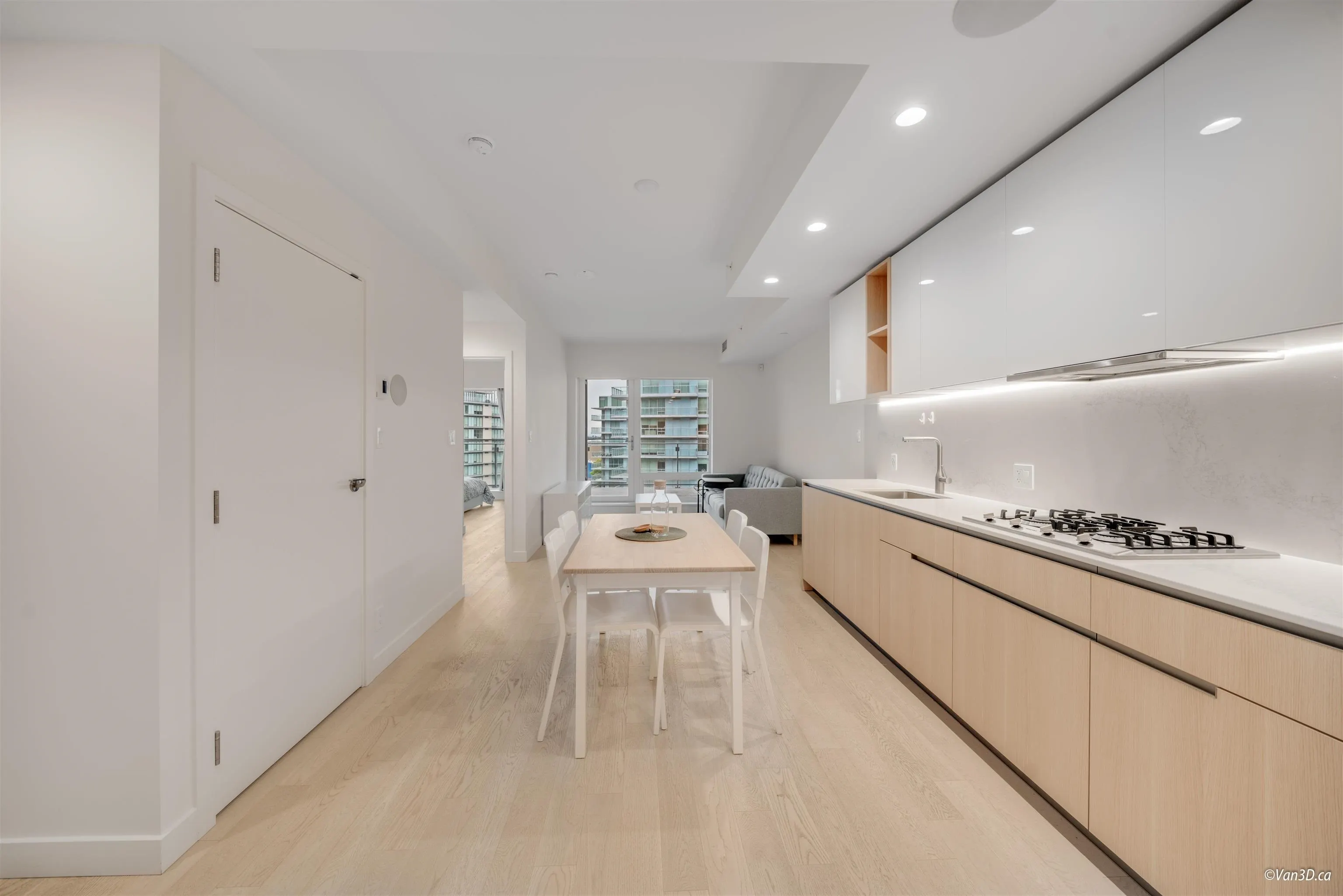 913 6811 Pearson Way