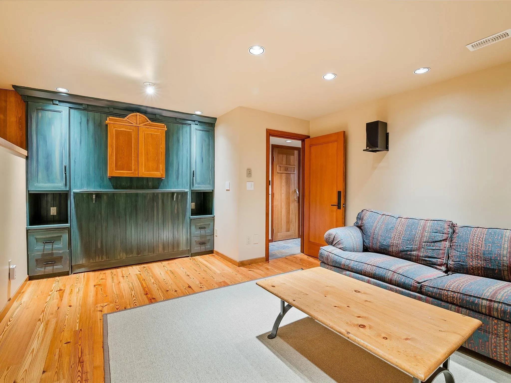 21 4501 Blackcomb Way