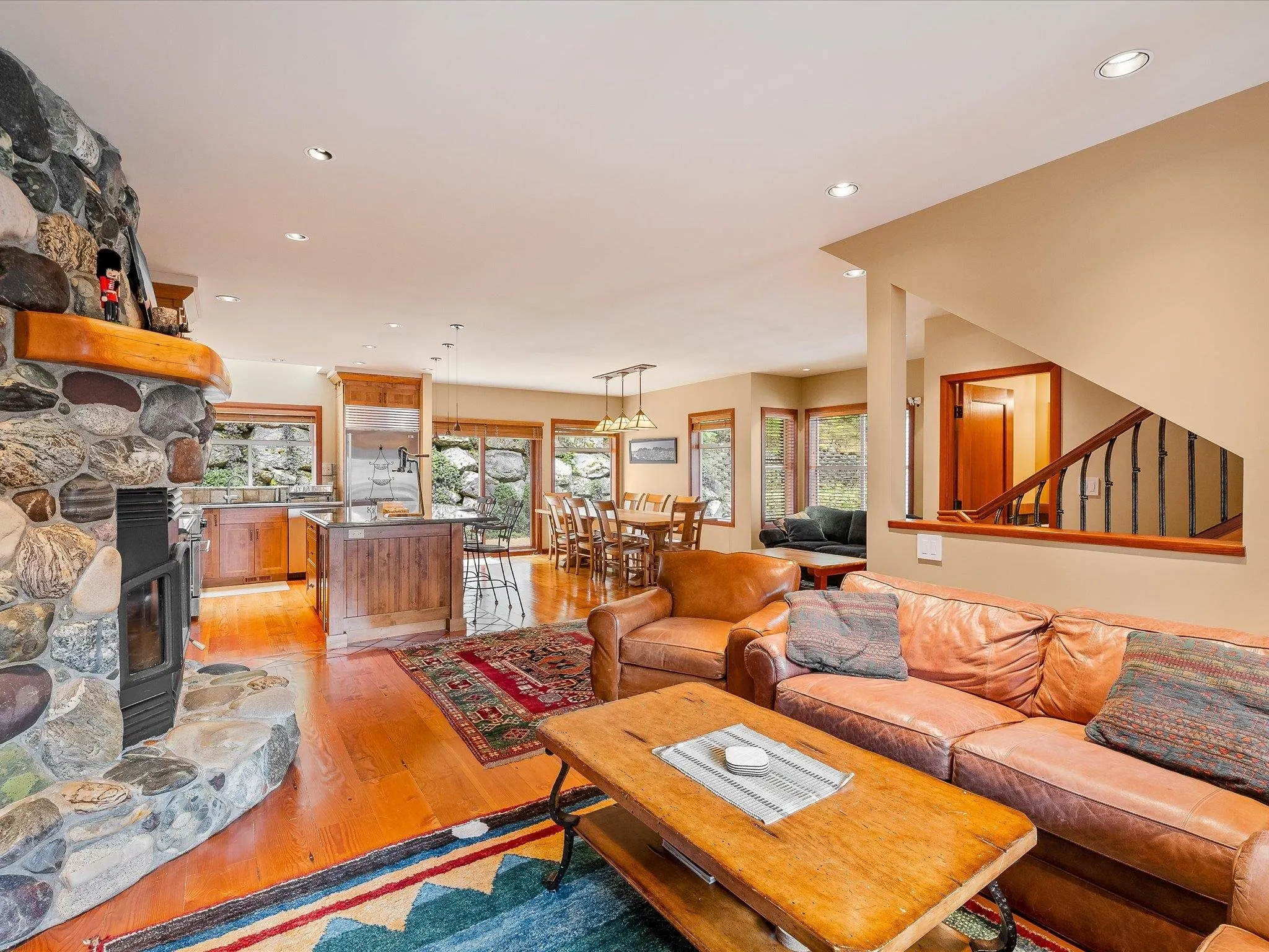 21 4501 Blackcomb Way