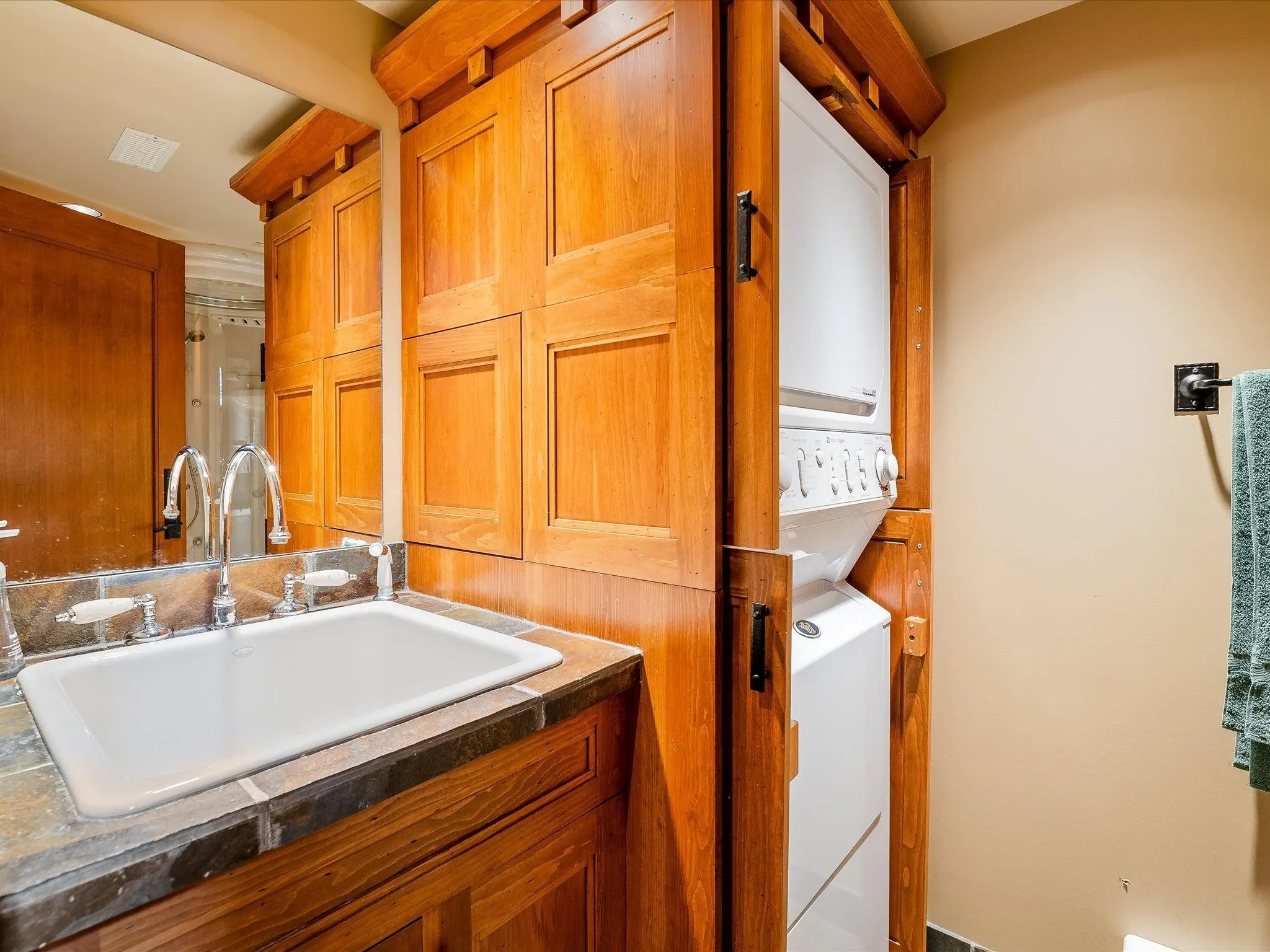 21 4501 Blackcomb Way