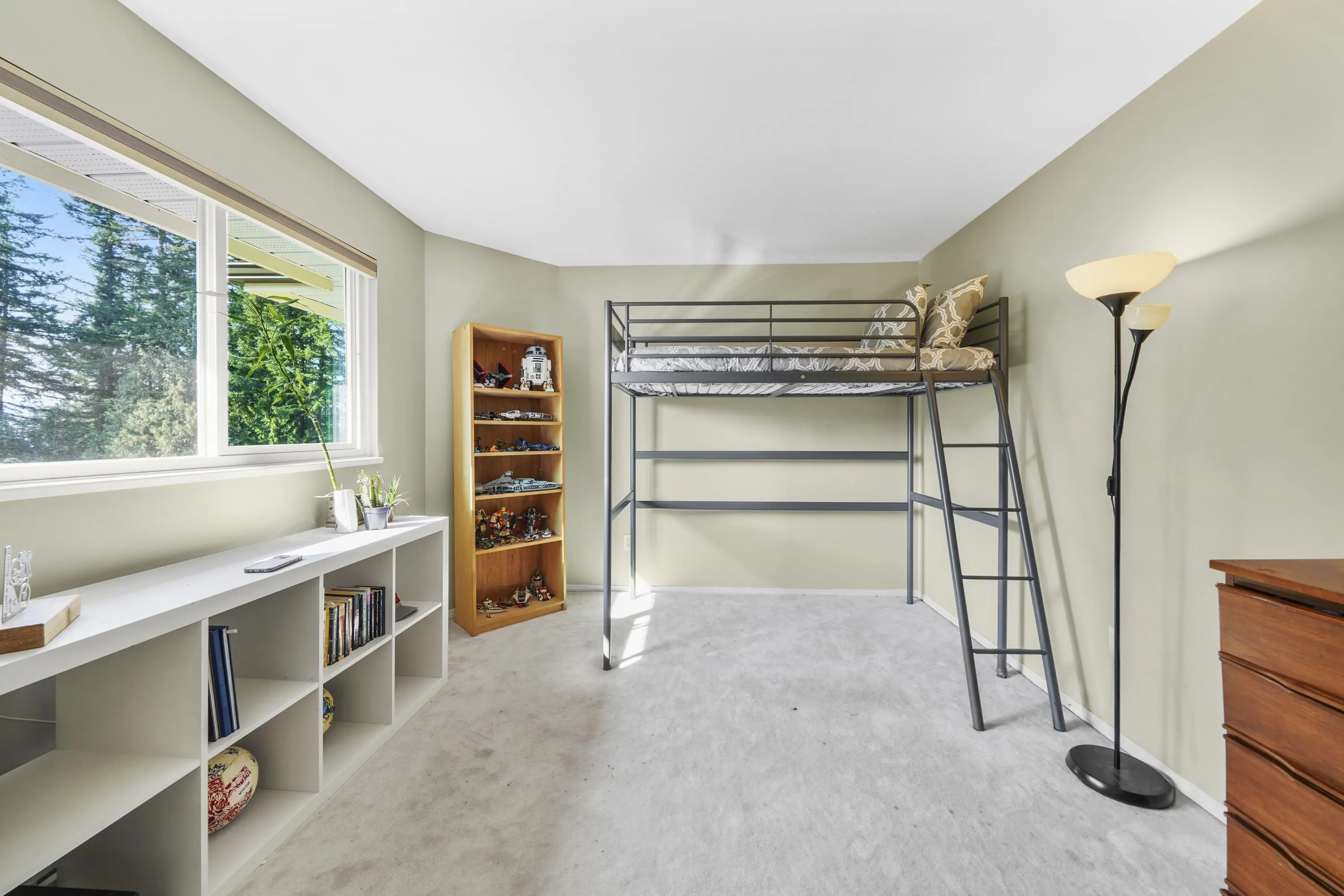 135 101 Parkside Drive