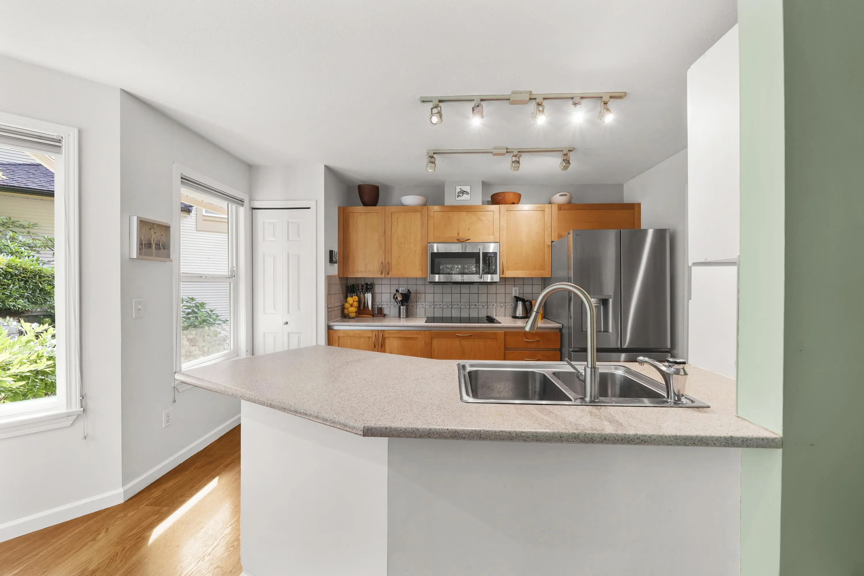 135 101 Parkside Drive