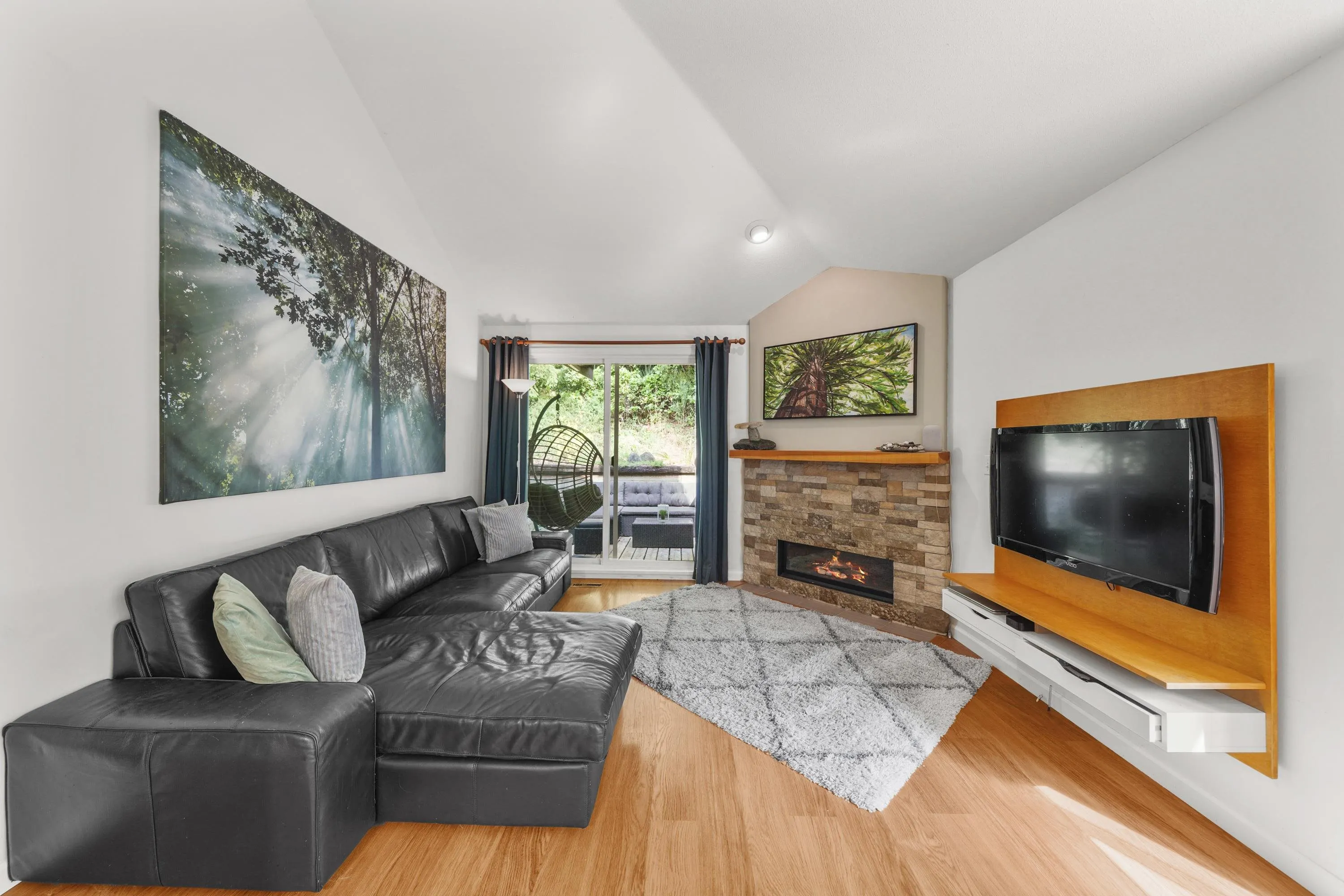 135 101 Parkside Drive