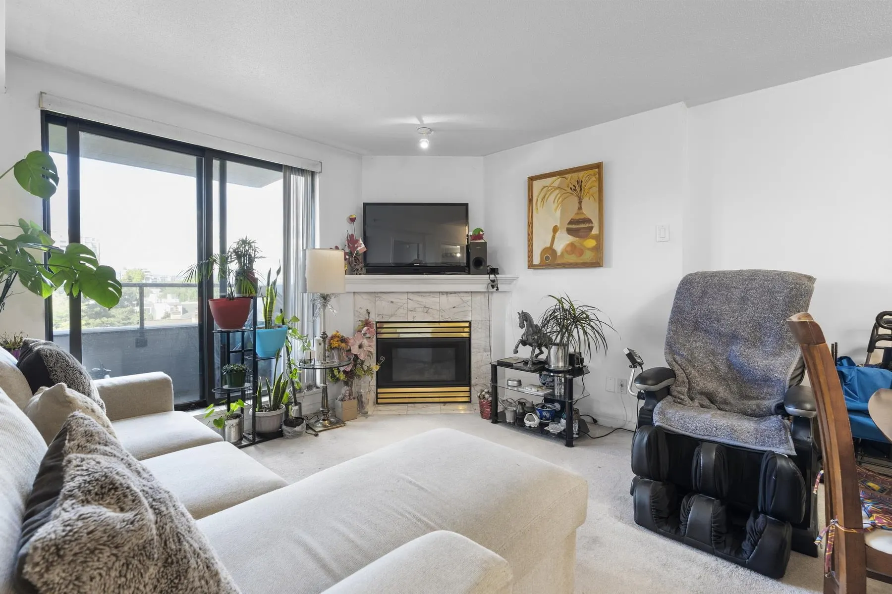 504 6611 Cooney Road