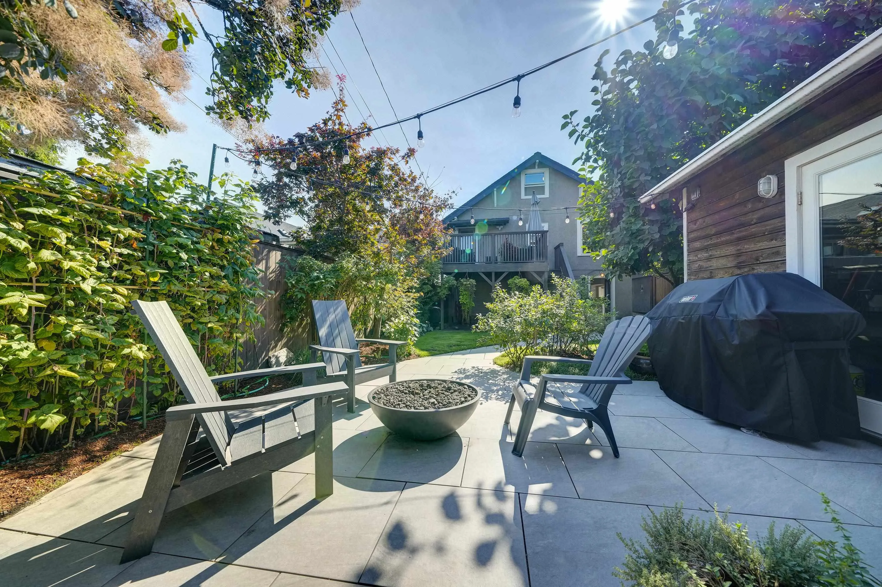 2249 Napier Street