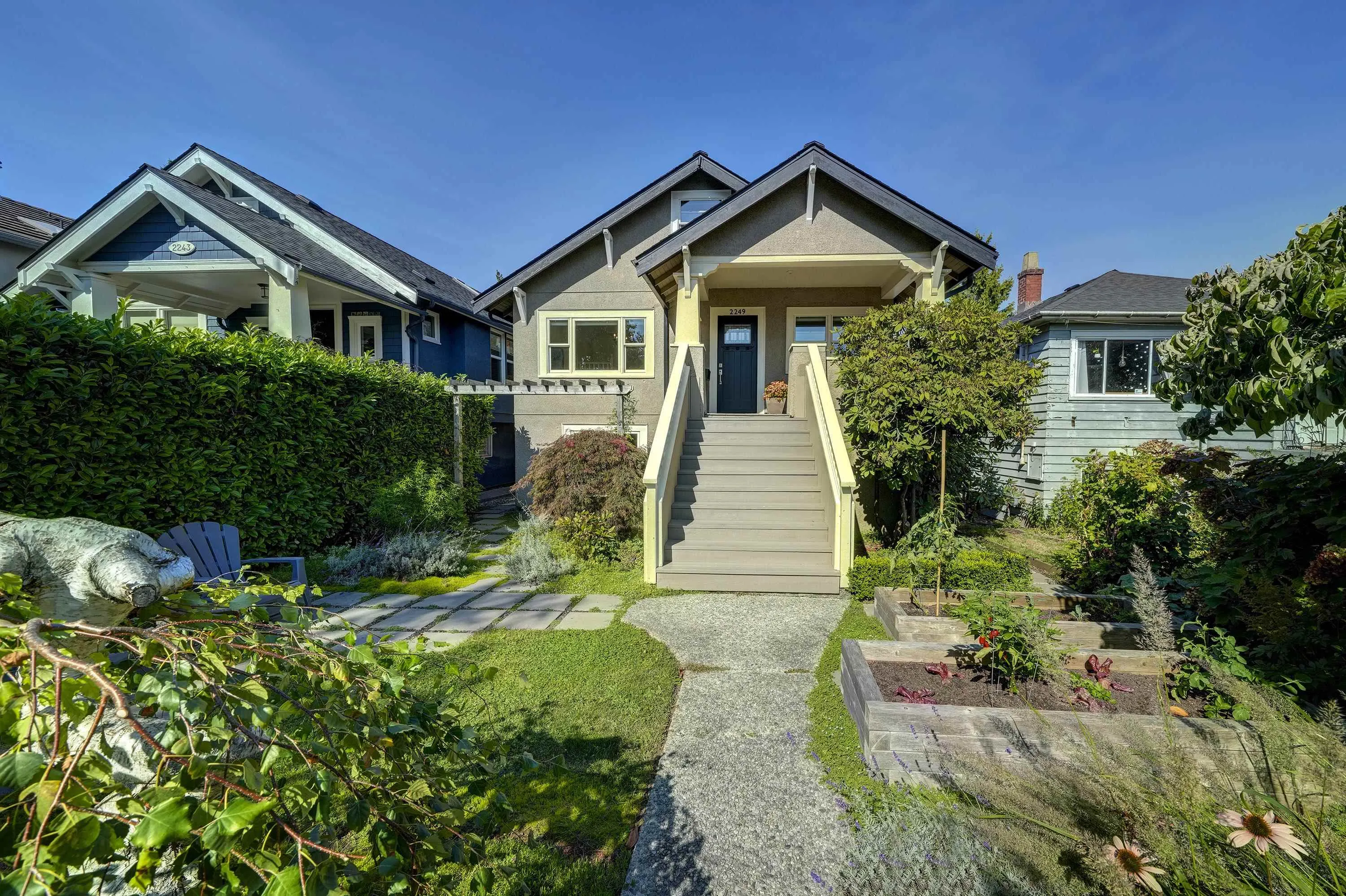 2249 Napier Street