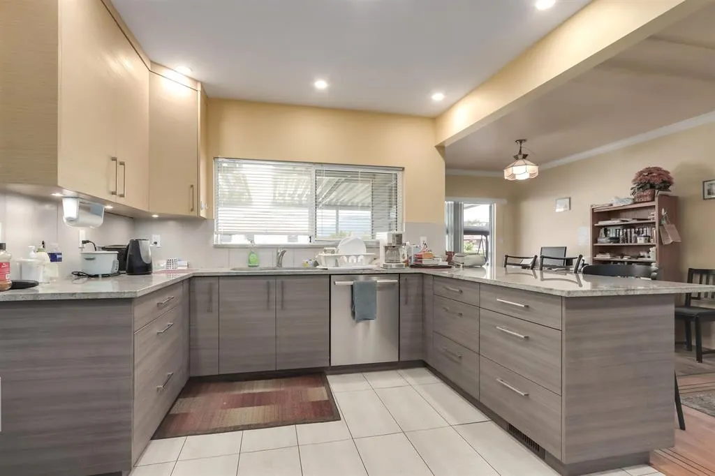 4449 Dundas Street
