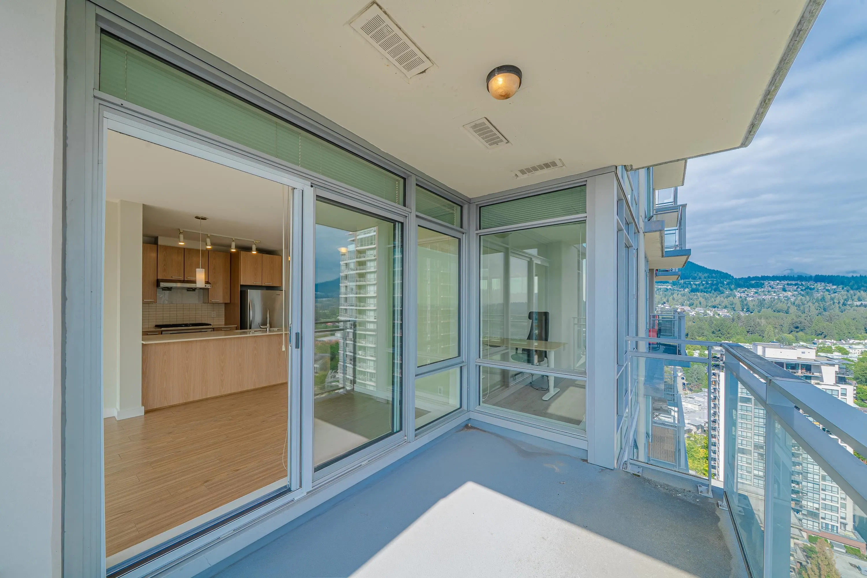 2805 2955 Atlantic Avenue