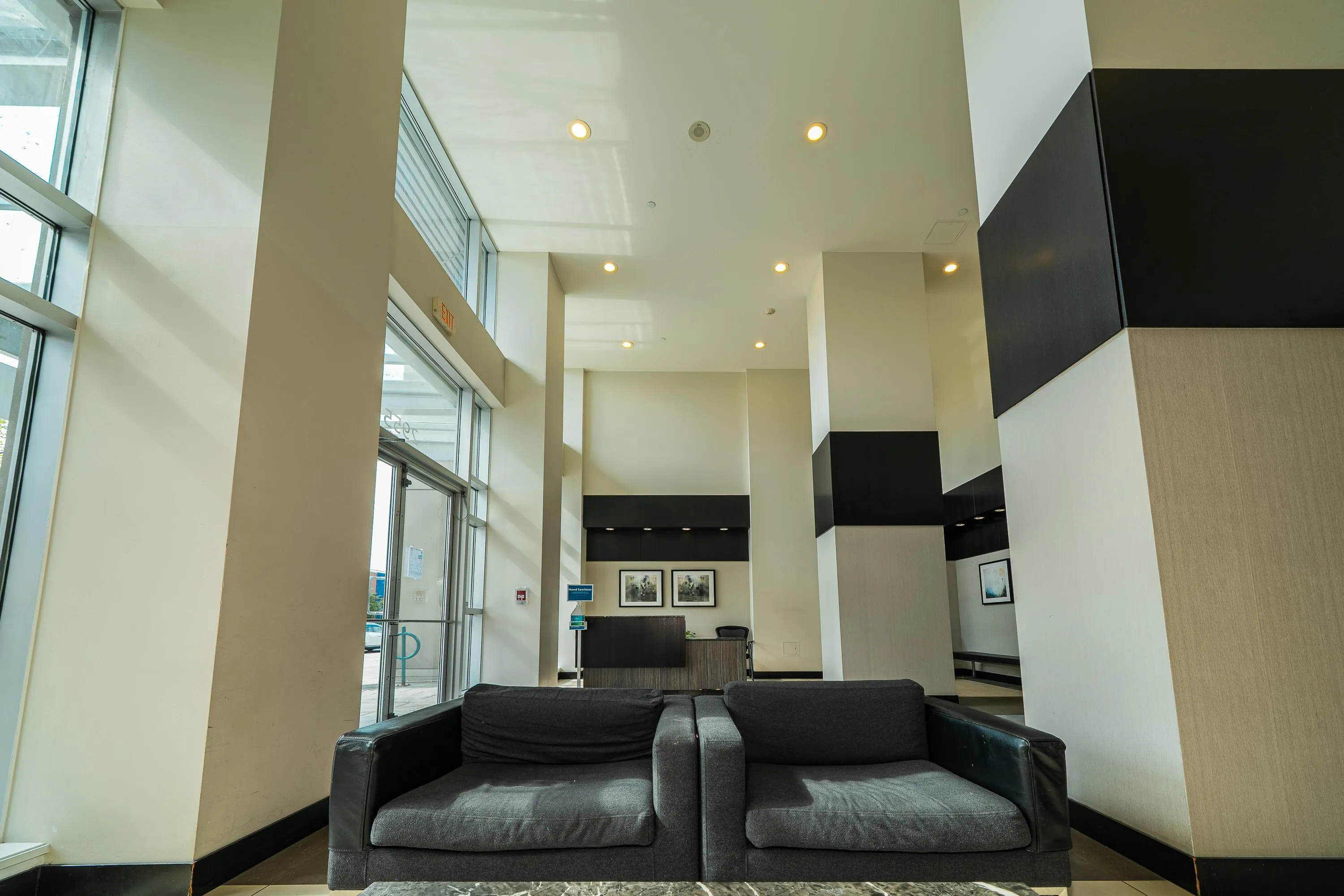 2805 2955 Atlantic Avenue