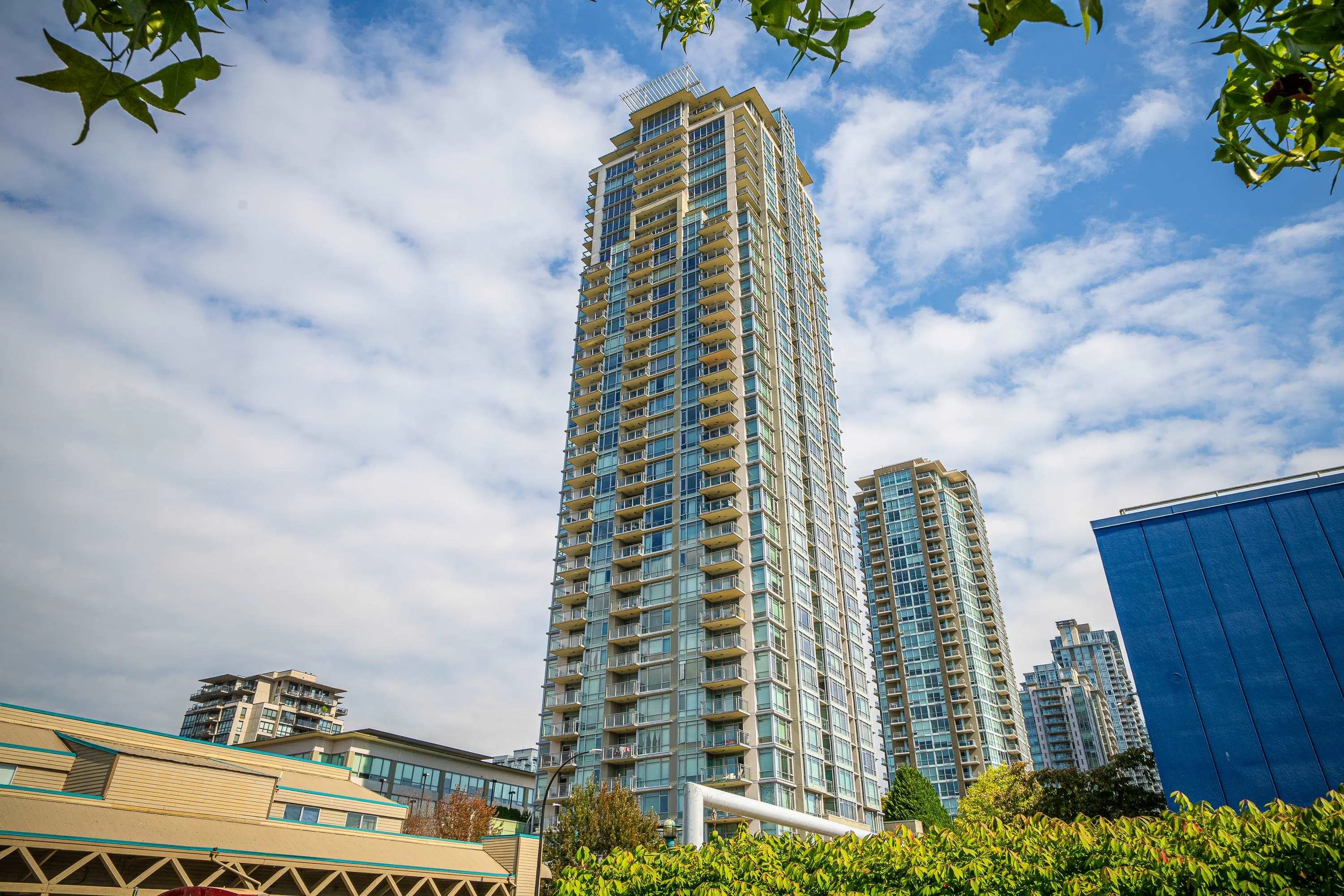 2805 2955 Atlantic Avenue