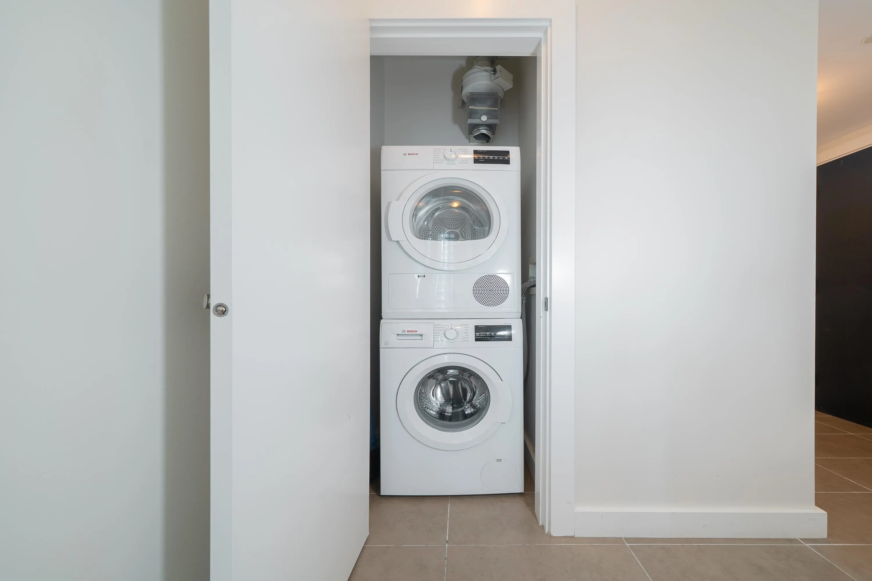 2805 2955 Atlantic Avenue