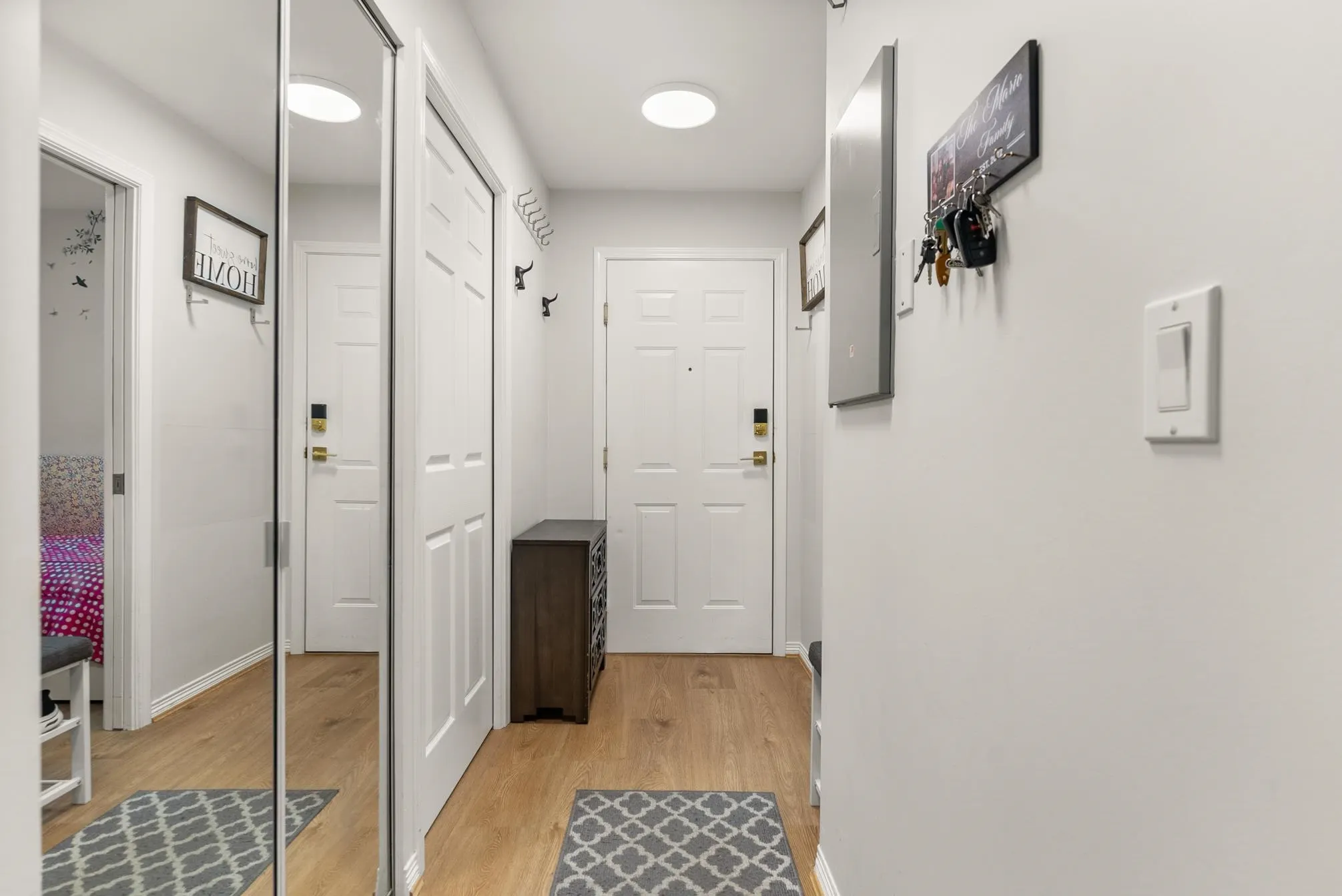 213 1999 Suffolk Avenue