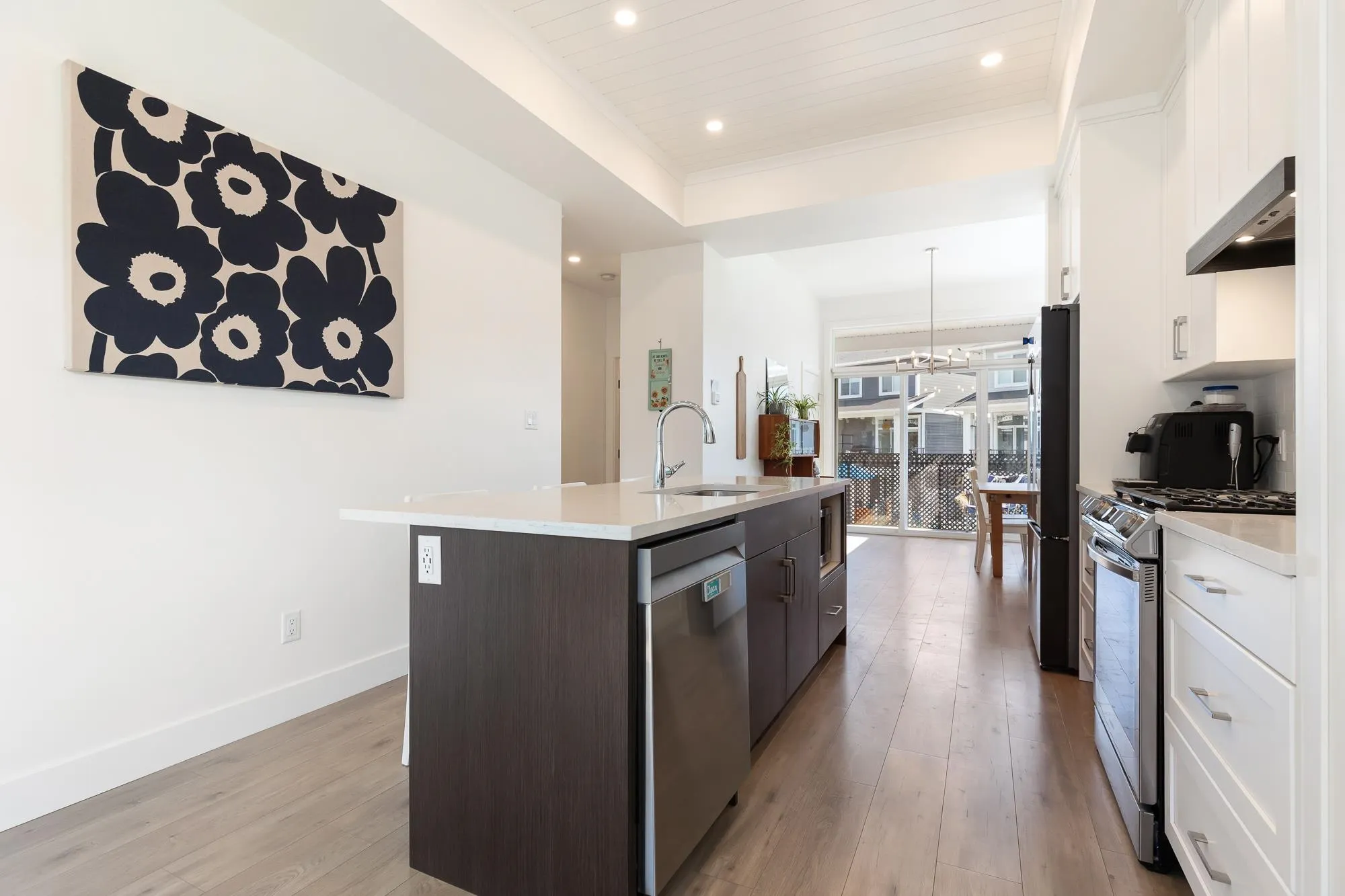 8 8200 Foxfern Road