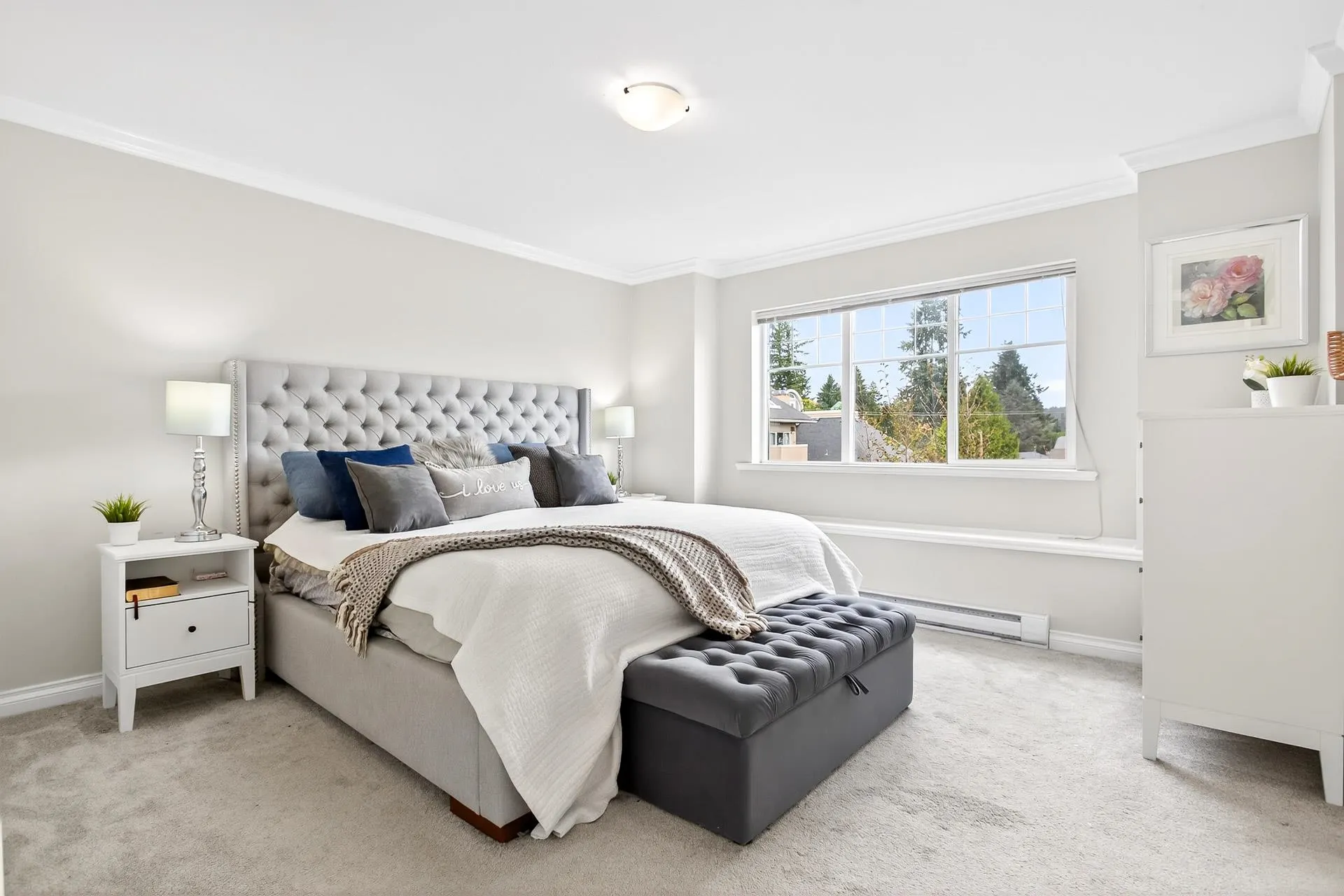 212 1567 Grant Avenue