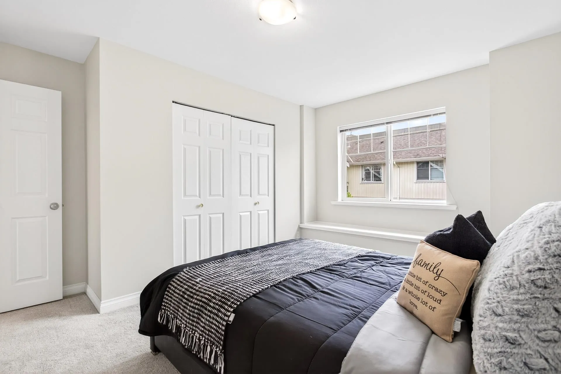 212 1567 Grant Avenue