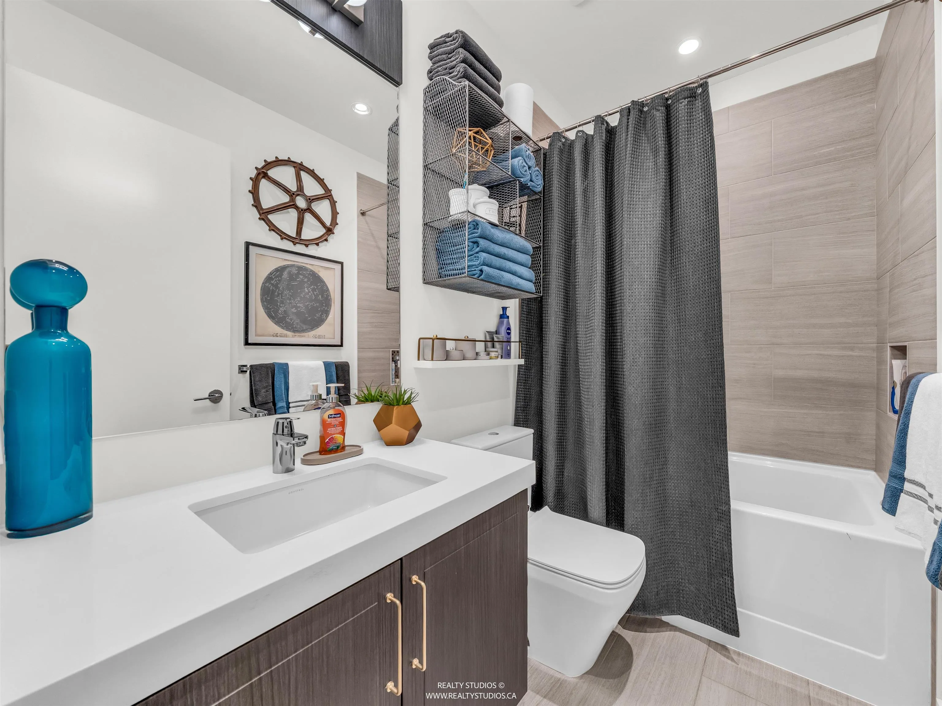 103 2393 Ranger Lane