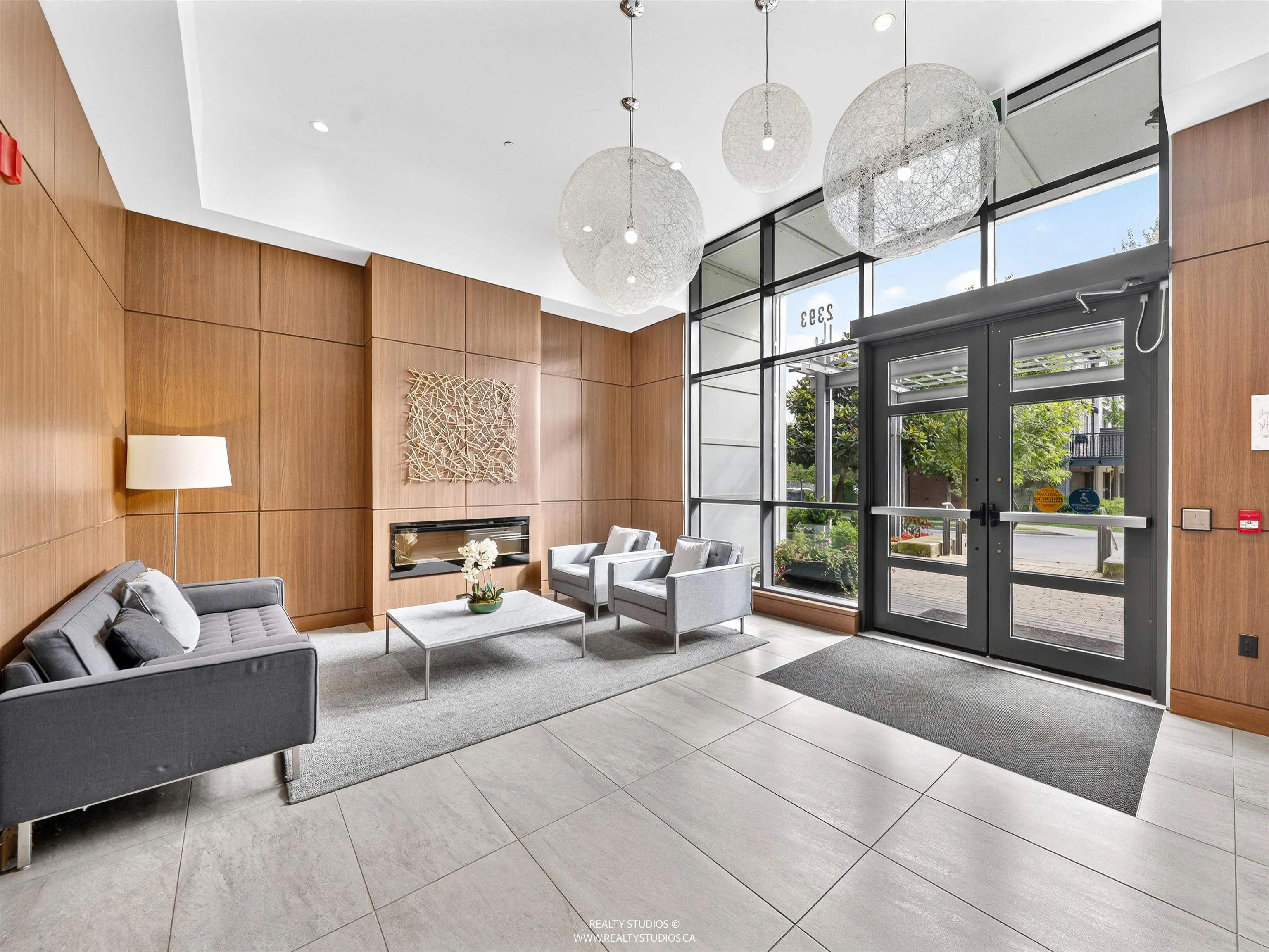 103 2393 Ranger Lane