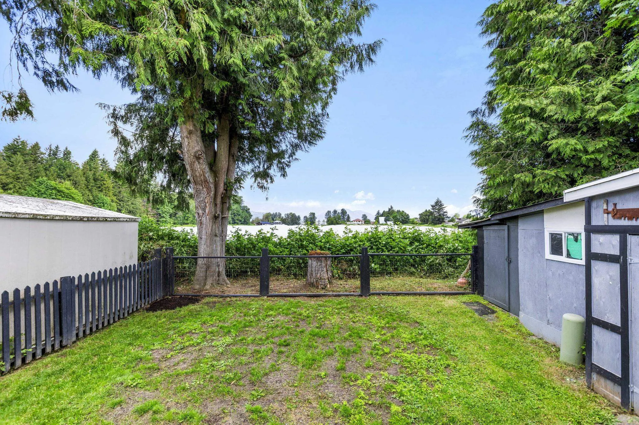 26 44565 Monte Vista Drive