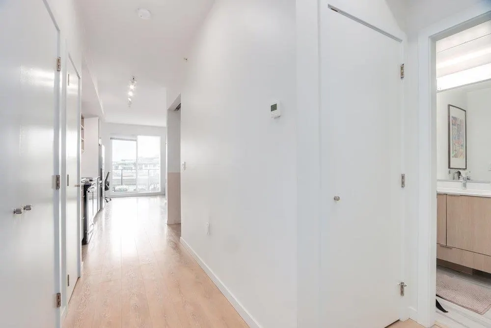 725 Marine Drive
