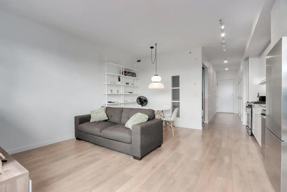 725 Marine Drive