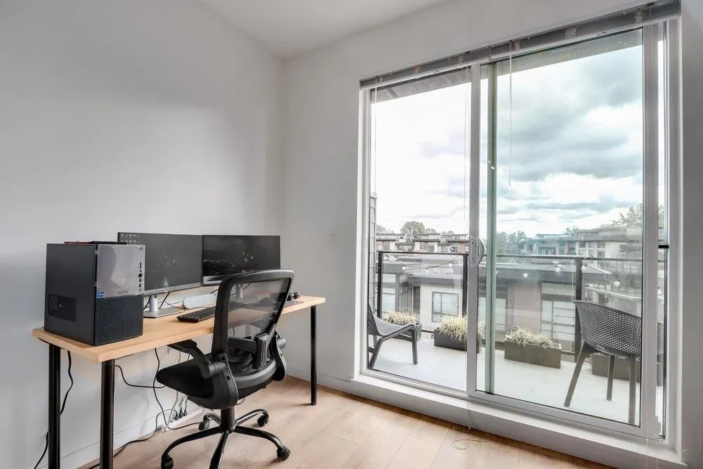 725 Marine Drive