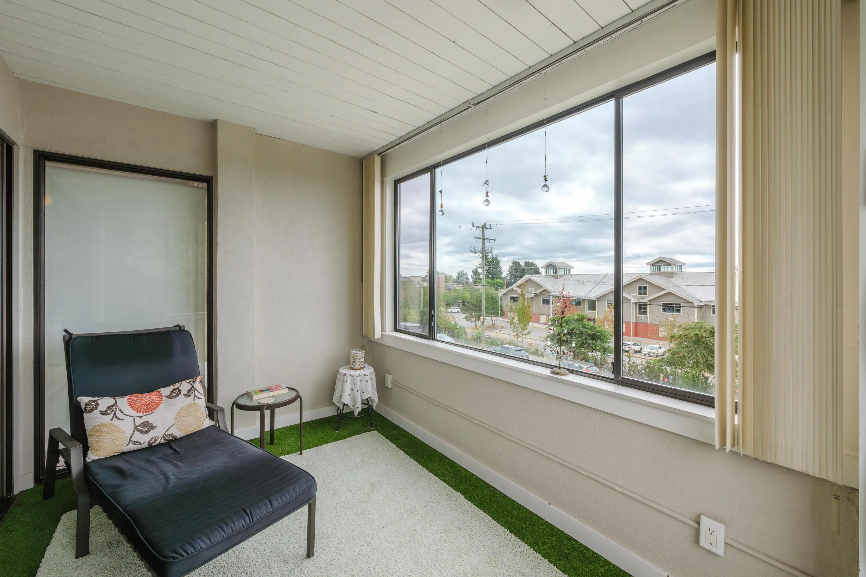 201 15265 Roper Avenue