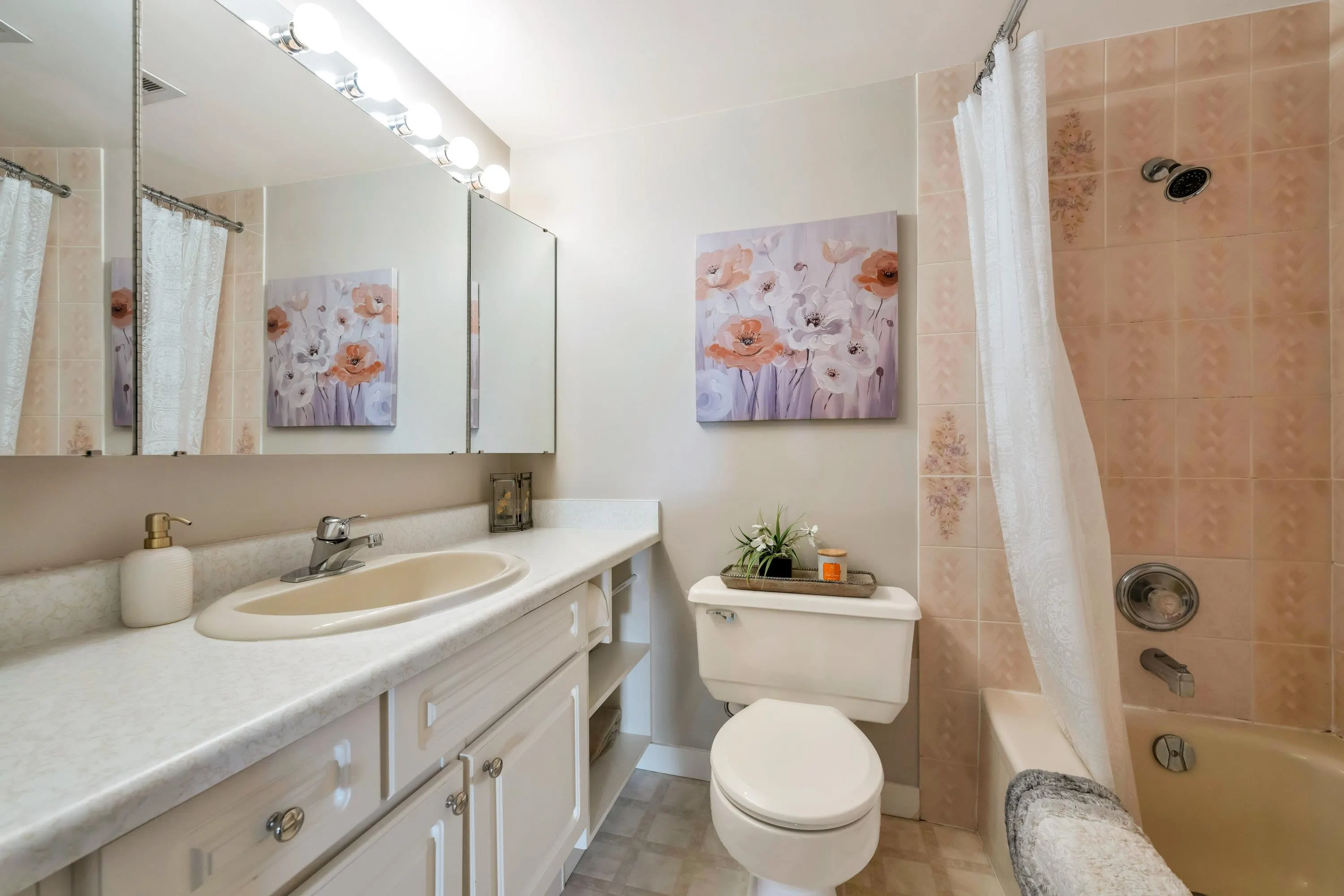 201 15265 Roper Avenue