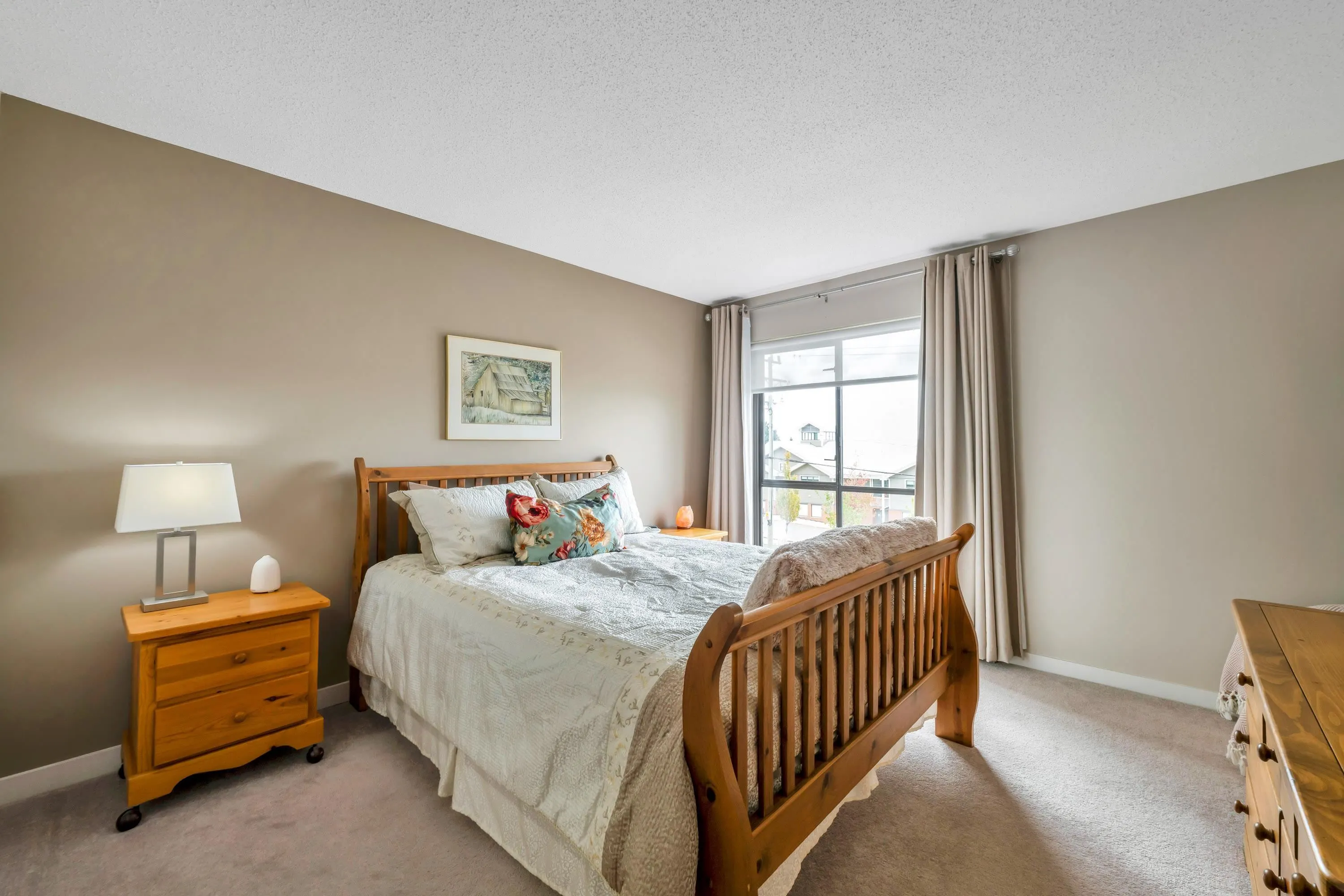 201 15265 Roper Avenue