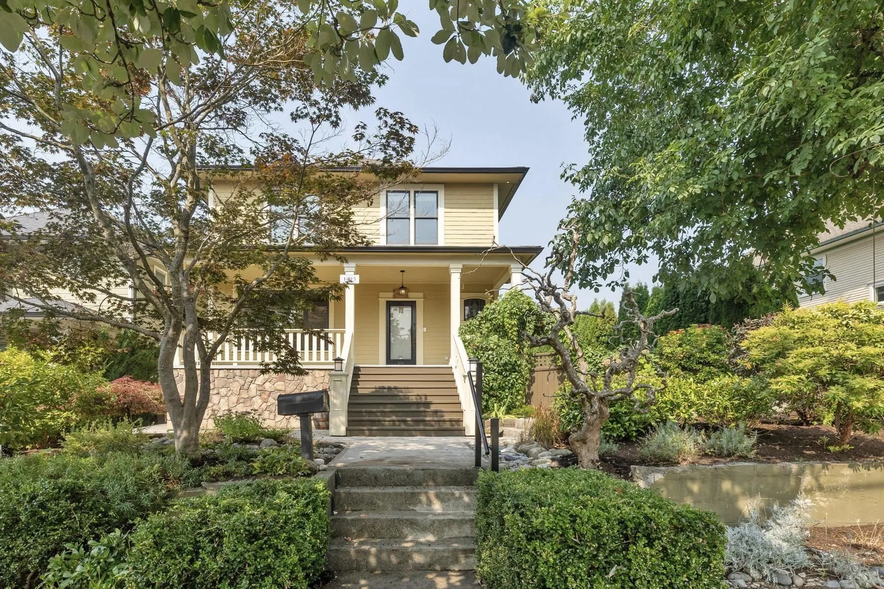 1025 Hamilton Street