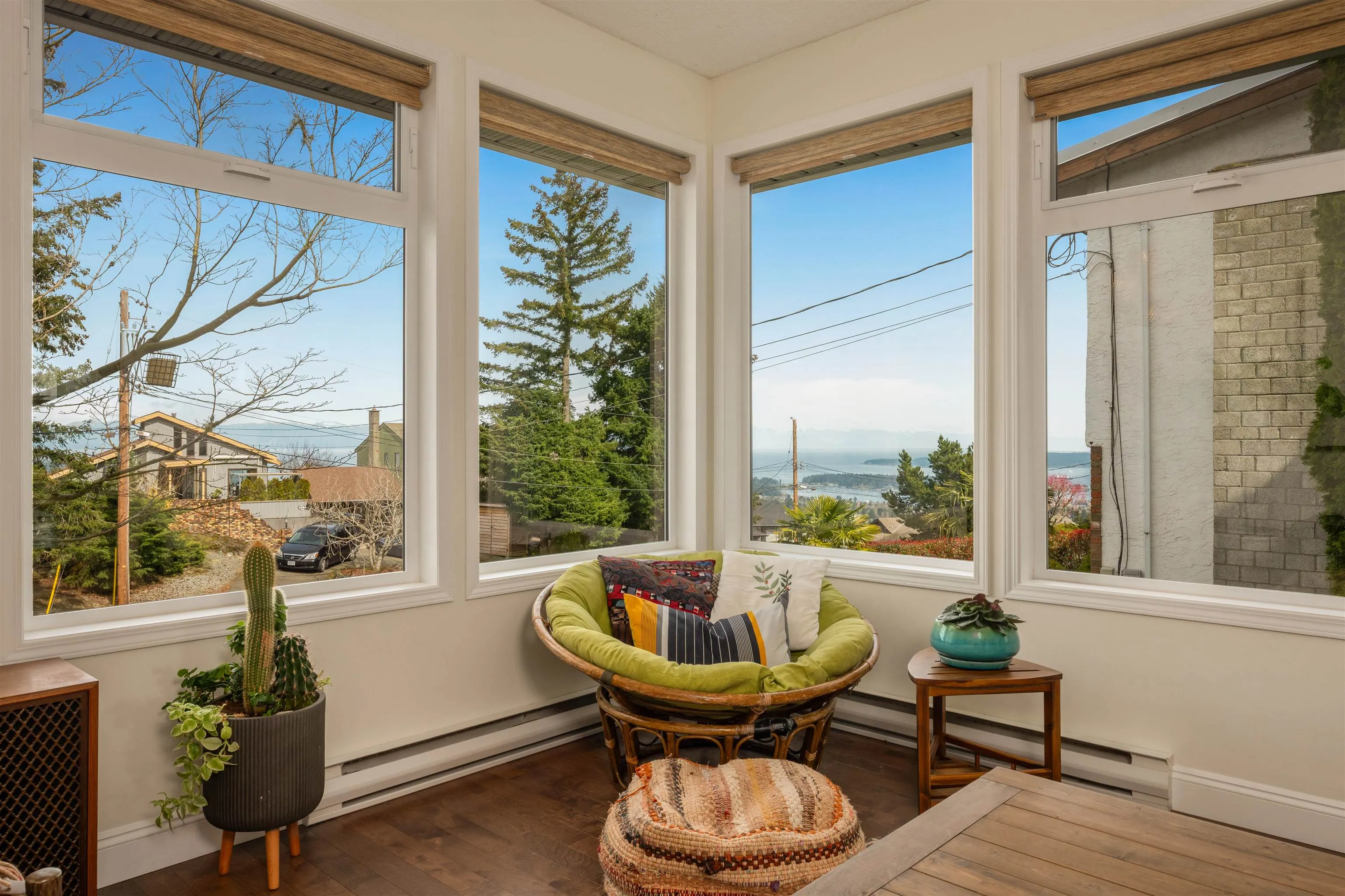 1247 Selkirk Drive
