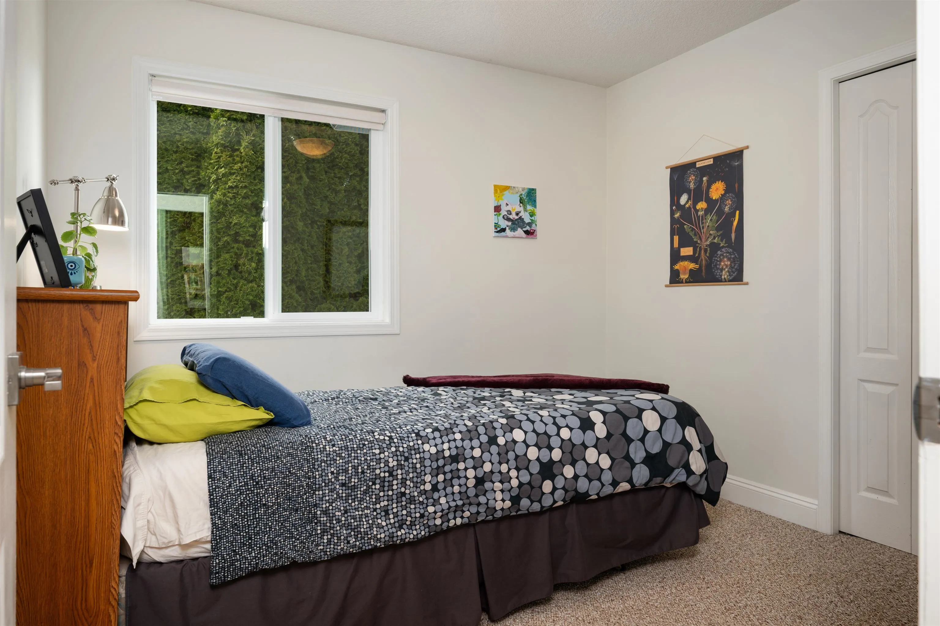 1247 Selkirk Drive