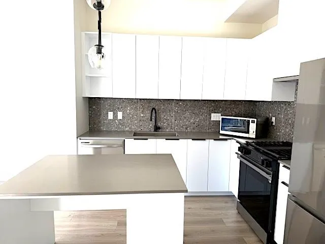 606 7936 206th Street
