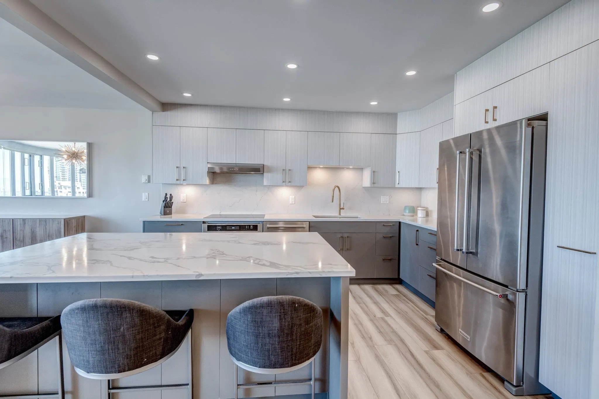 2801 6220 Mckay Avenue