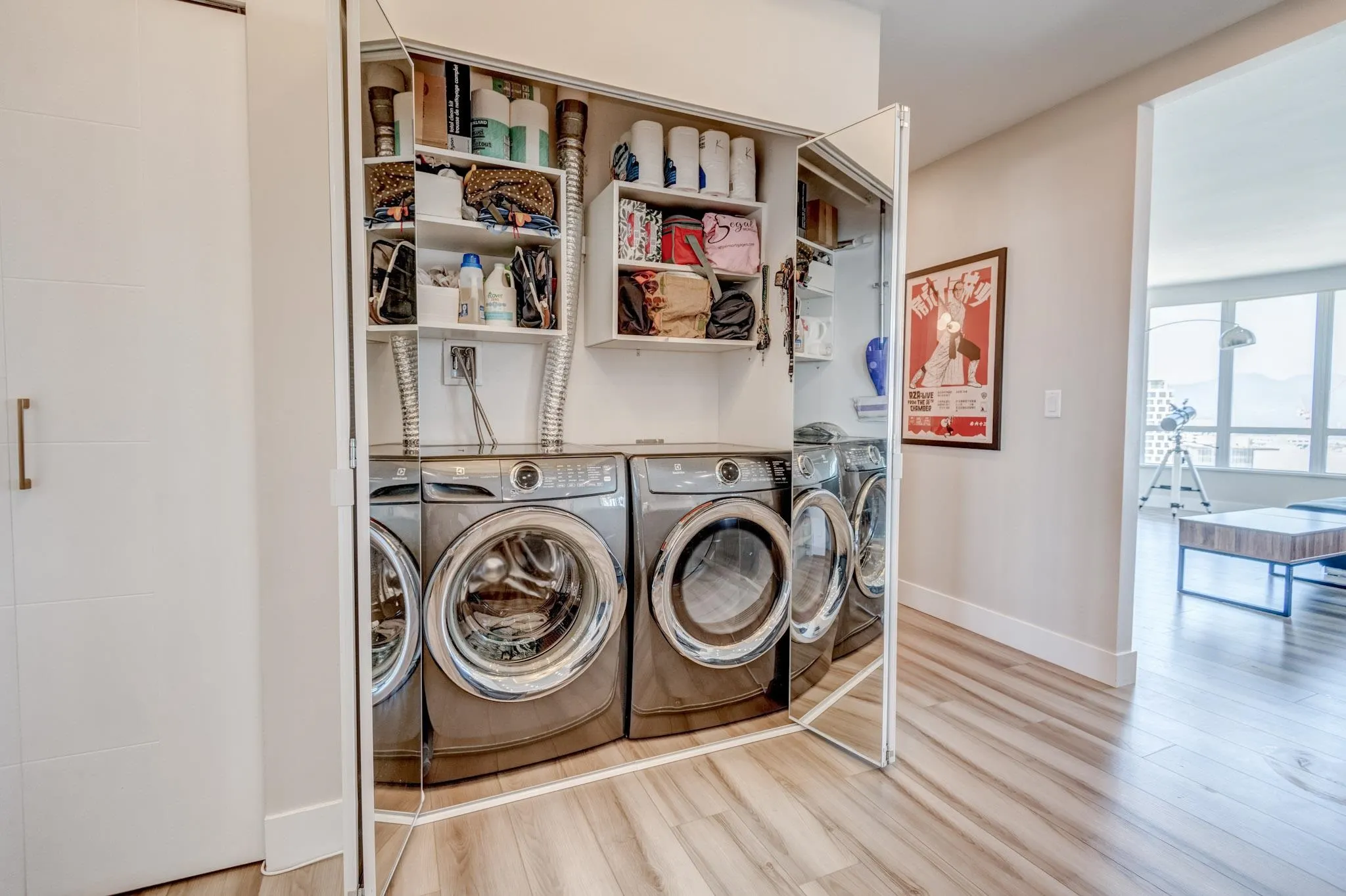 2801 6220 Mckay Avenue