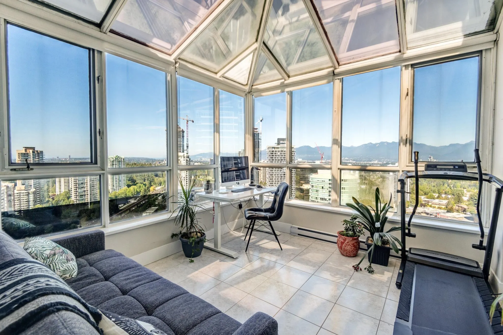 2801 6220 Mckay Avenue